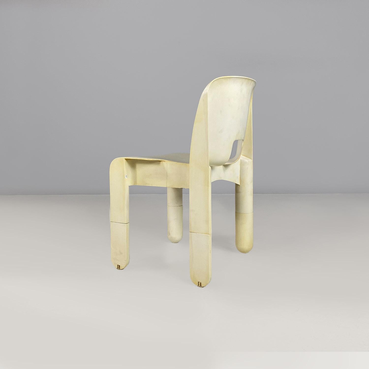 Italian modern white plastic 860 Universale Chairs, Joe Colombo, Kartell, 1970s For Sale 1
