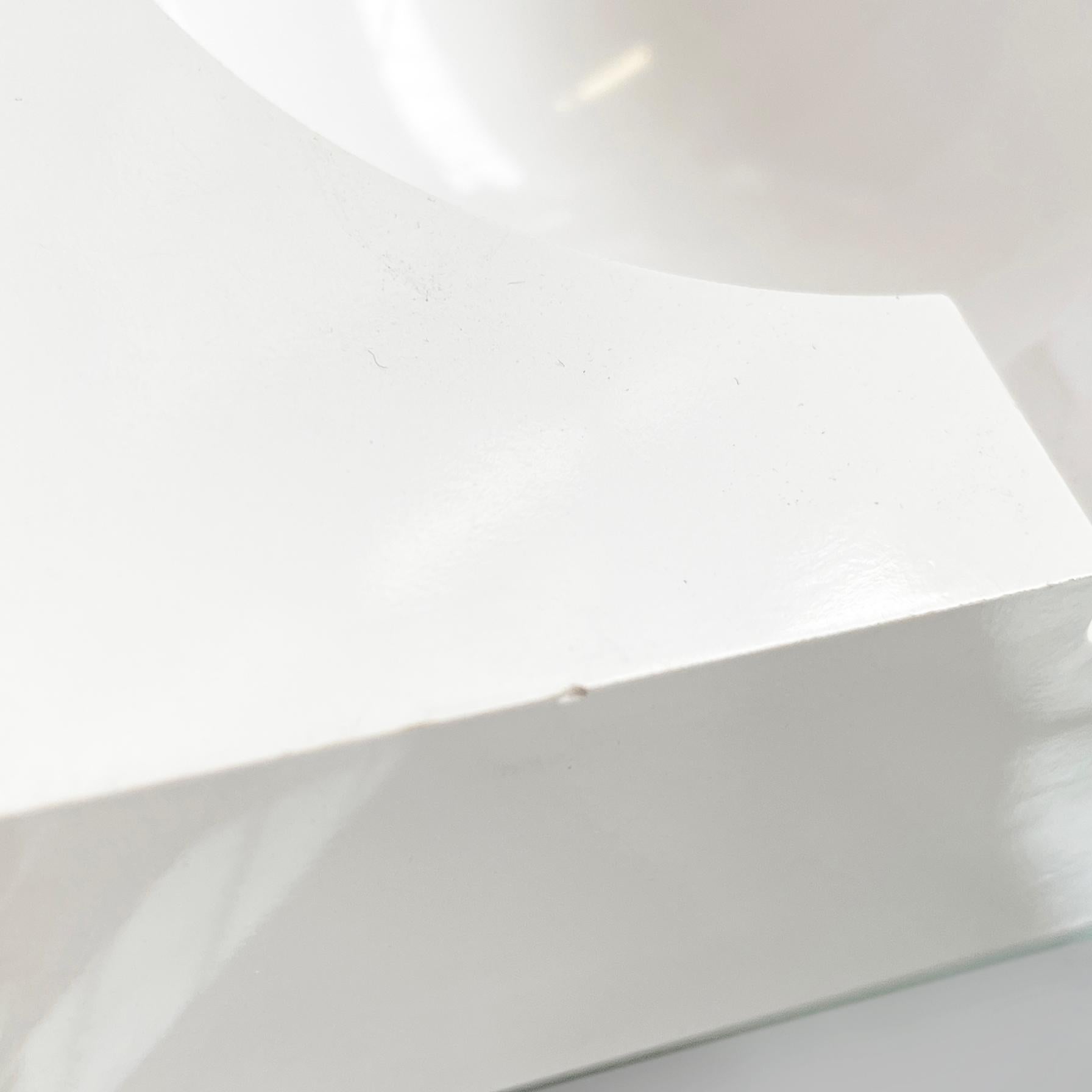Italian modern white plastic ashtray by Giorgio Soavi for Olivetti, 1960s in vendita 5