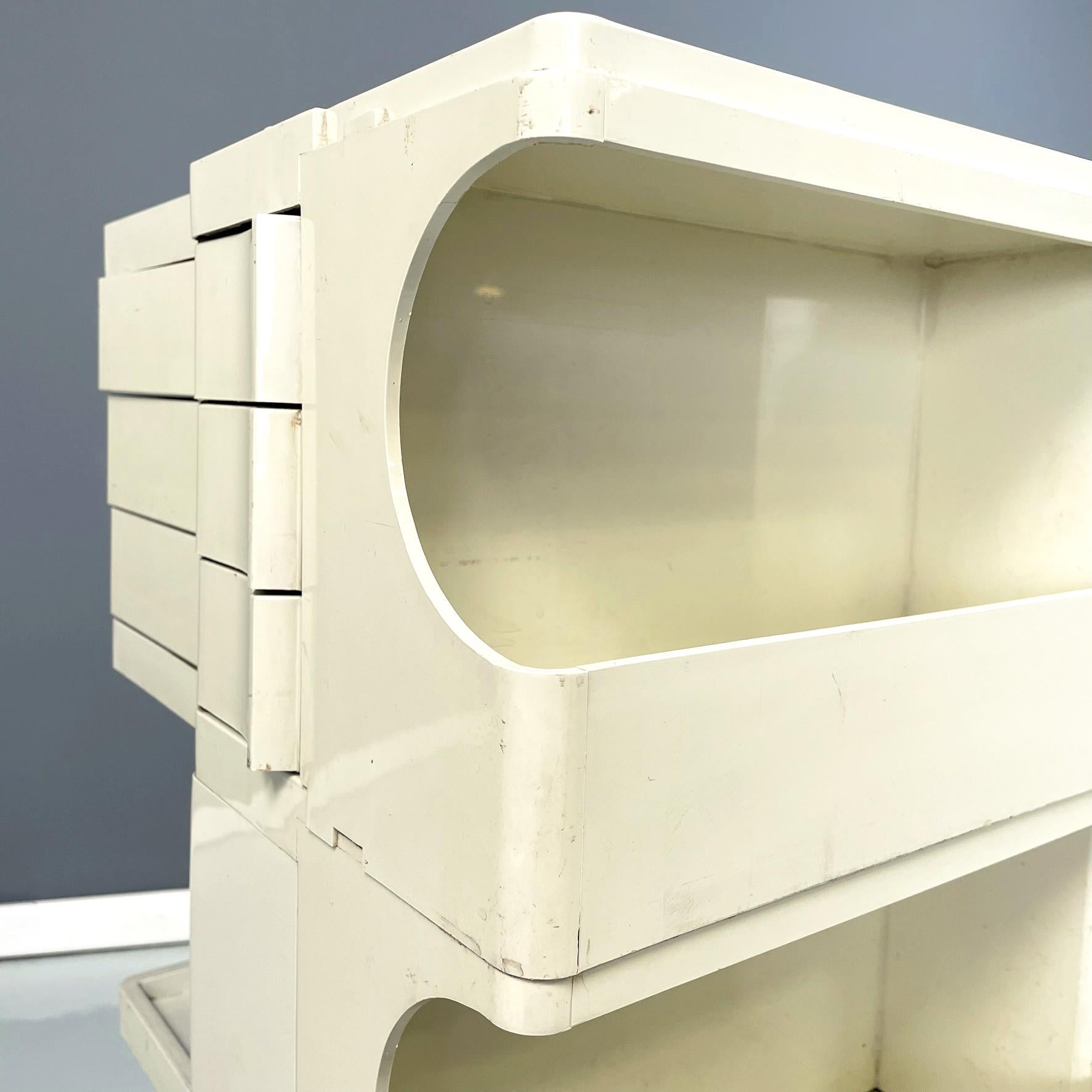 Italian Modern White Plastic Cart Boby by Joe Colombo for Bieffeplast, 1968 11