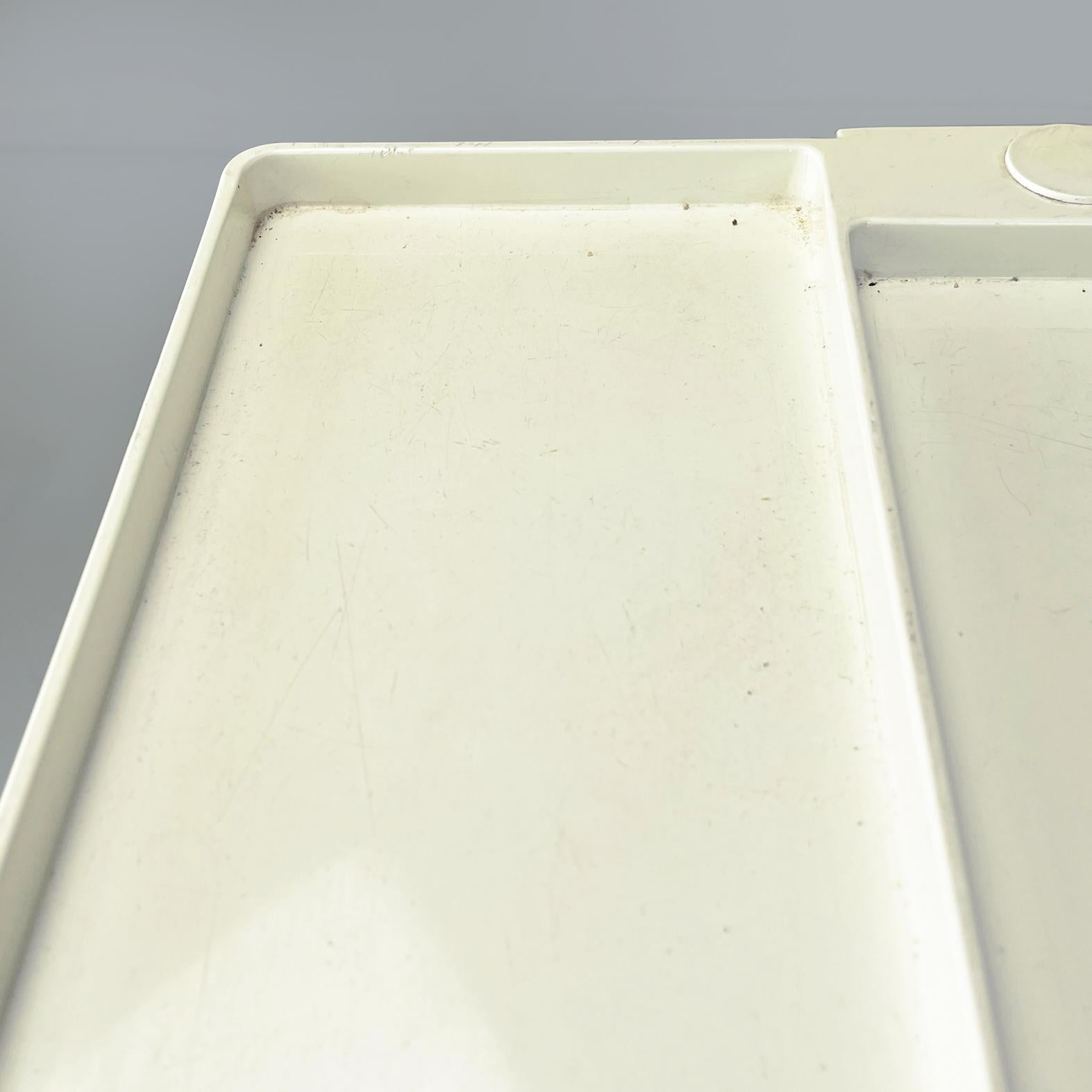 Italian Modern White Plastic Cart Boby by Joe Colombo for Bieffeplast, 1968 15