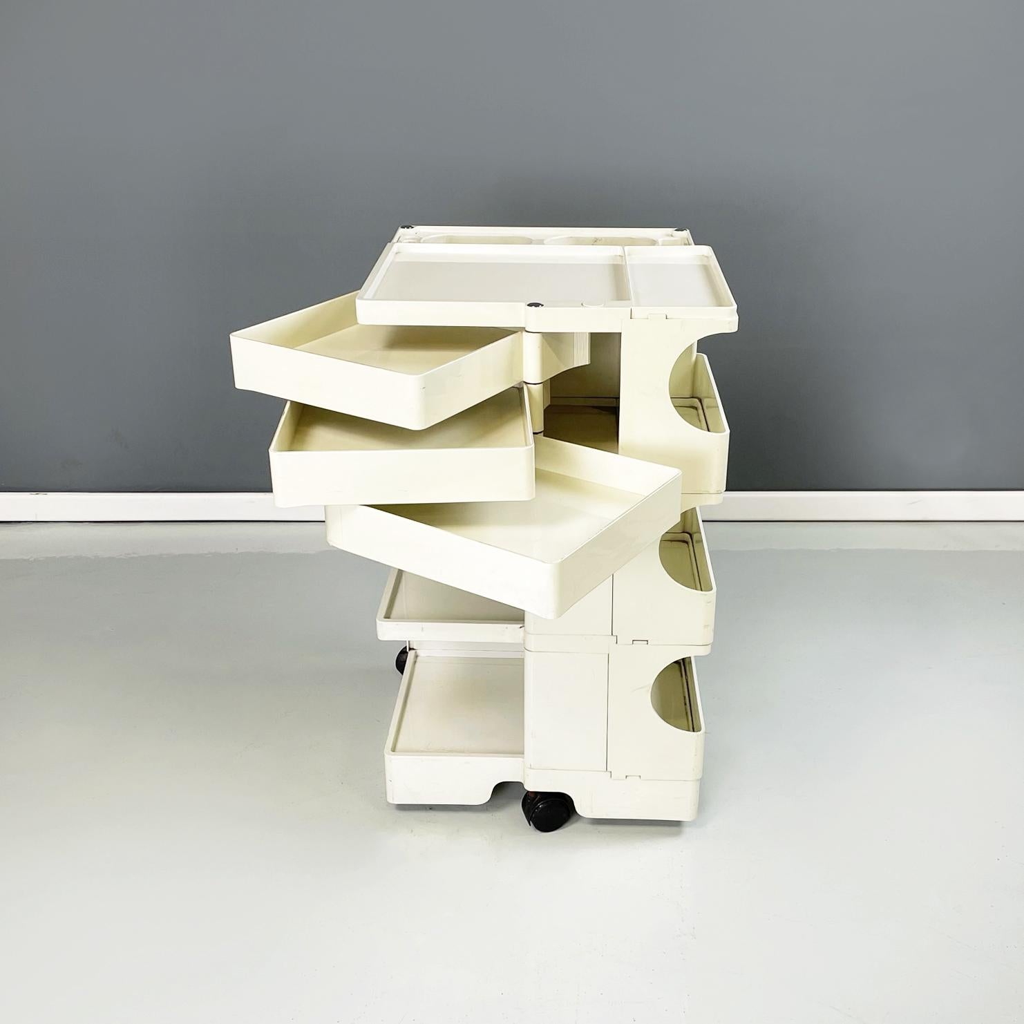 Late 20th Century Italian Modern White Plastic Cart Boby by Joe Colombo for Bieffeplast, 1968