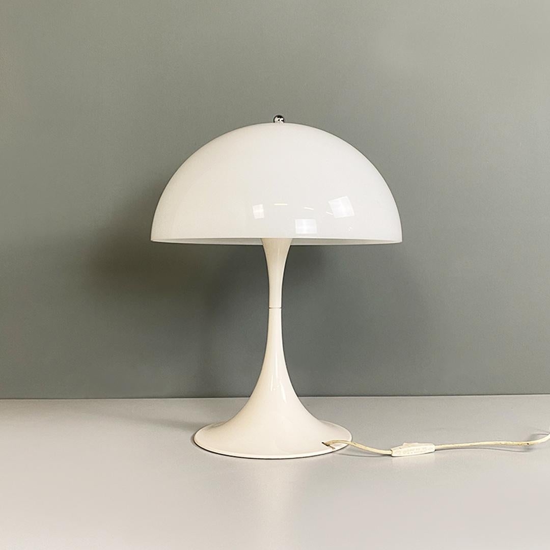 Italian Modern Table lamp Panthella by Verner Panton for Louis Poulsen, 1970s In Good Condition In MIlano, IT
