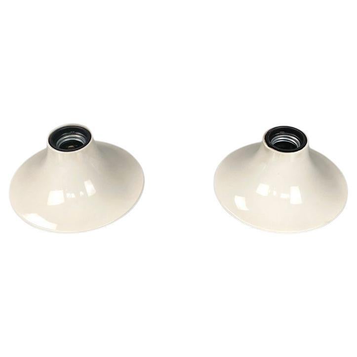 Italian modern white plastic wall lamps Teti Vico Magistretti for Artemide 1970s