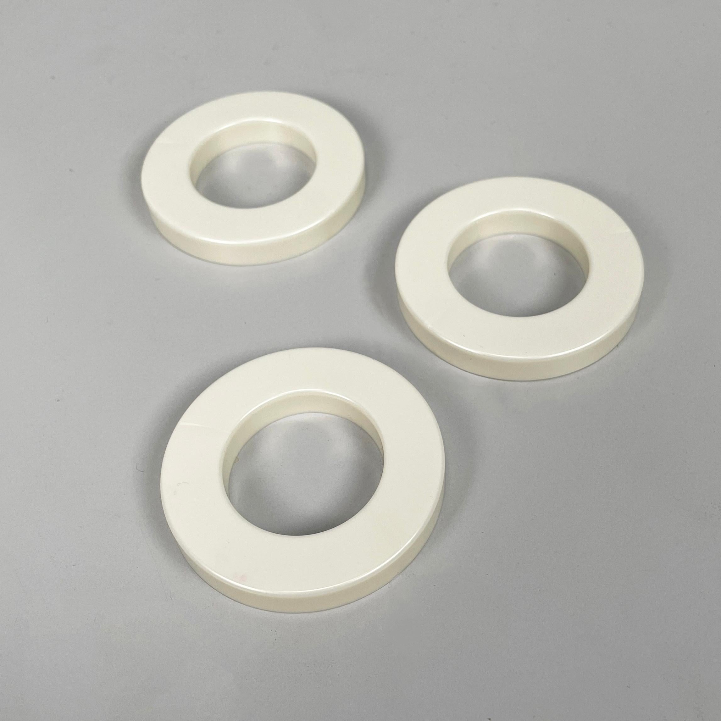 Contemporary Italian modern white rings for perpetual wall calendar by Ring A Date, 2020s For Sale
