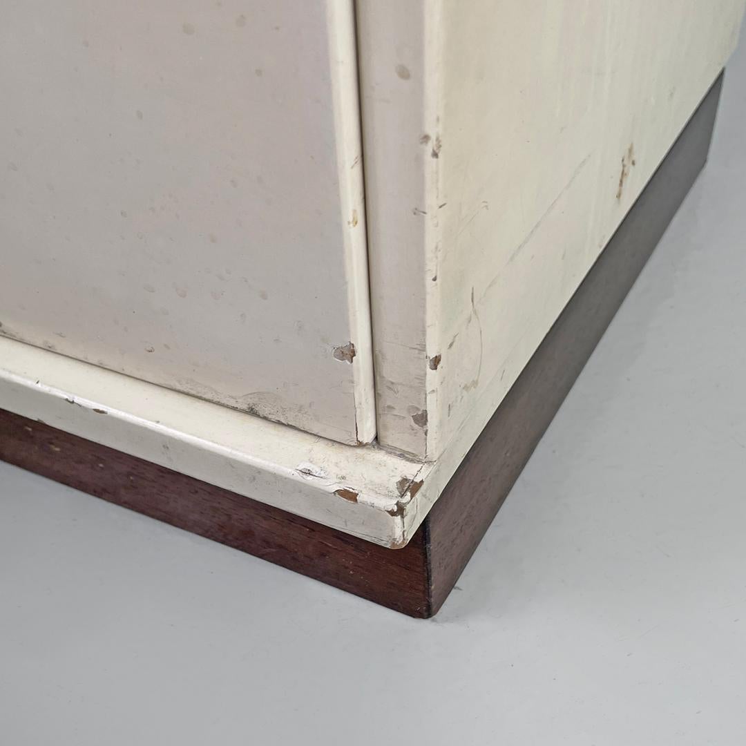Italian modern white wooden bedside table with shaped top, 1980s For Sale 13