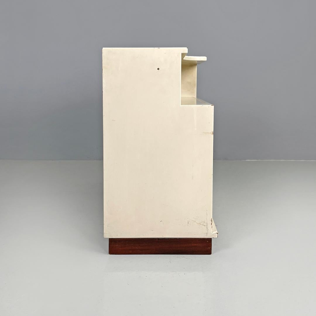 Late 20th Century Italian modern white wooden bedside table with shaped top, 1980s For Sale