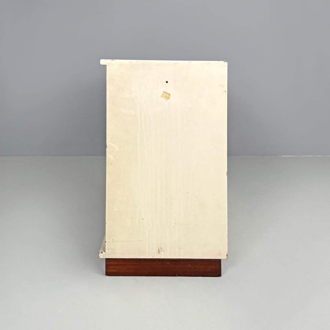 Metal Italian modern white wooden bedside table with shaped top, 1980s For Sale