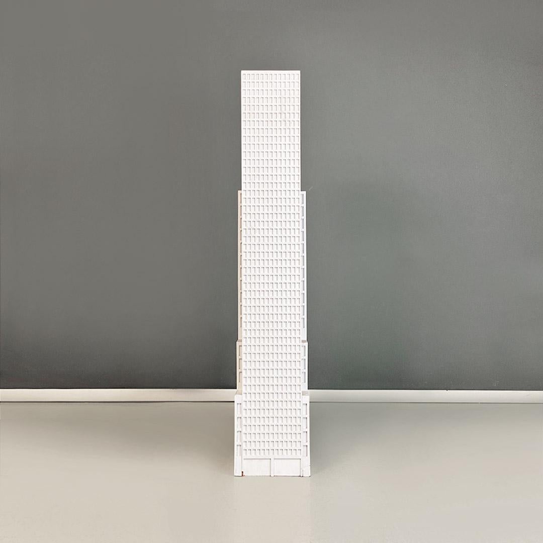 Modern Italian modern white wooden skyscraper pedestal or display stand, 2000s For Sale