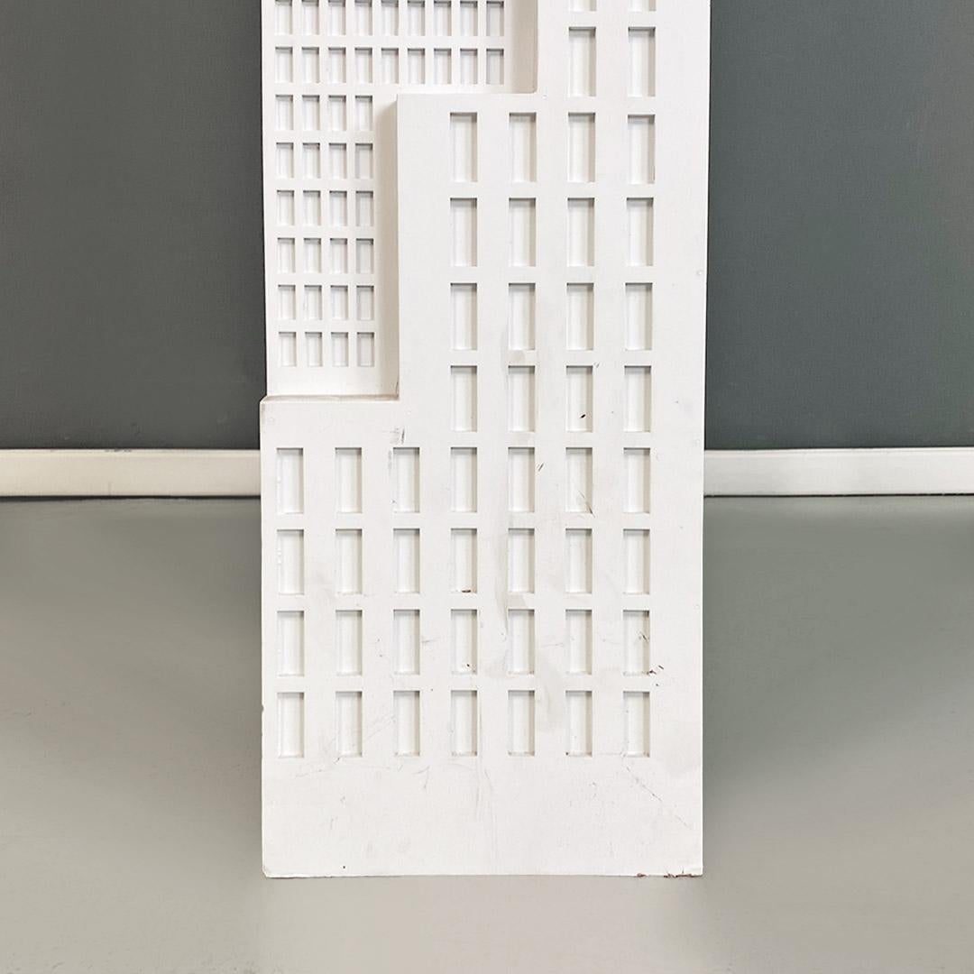 Wood Italian modern white wooden skyscraper pedestal or display stand, 2000s For Sale
