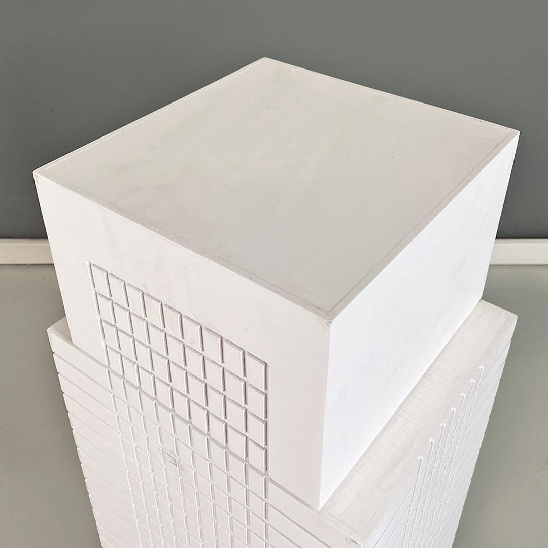 Italian modern white wooden skyscraper pedestal or display stand, 2000s For Sale 1