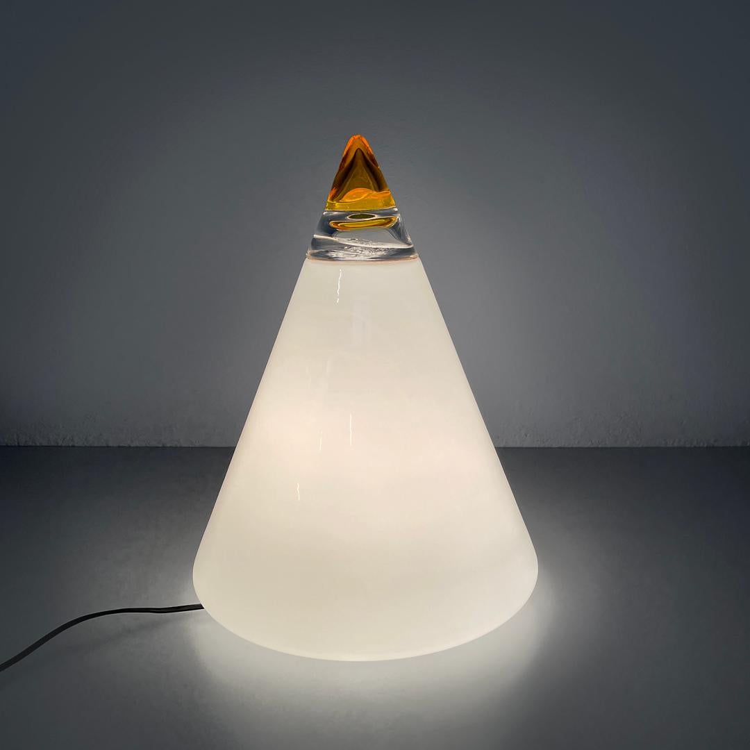 Modern Italian modern white yellow Murano glass table lamp Grande Rio Giusto Toso 1970s For Sale