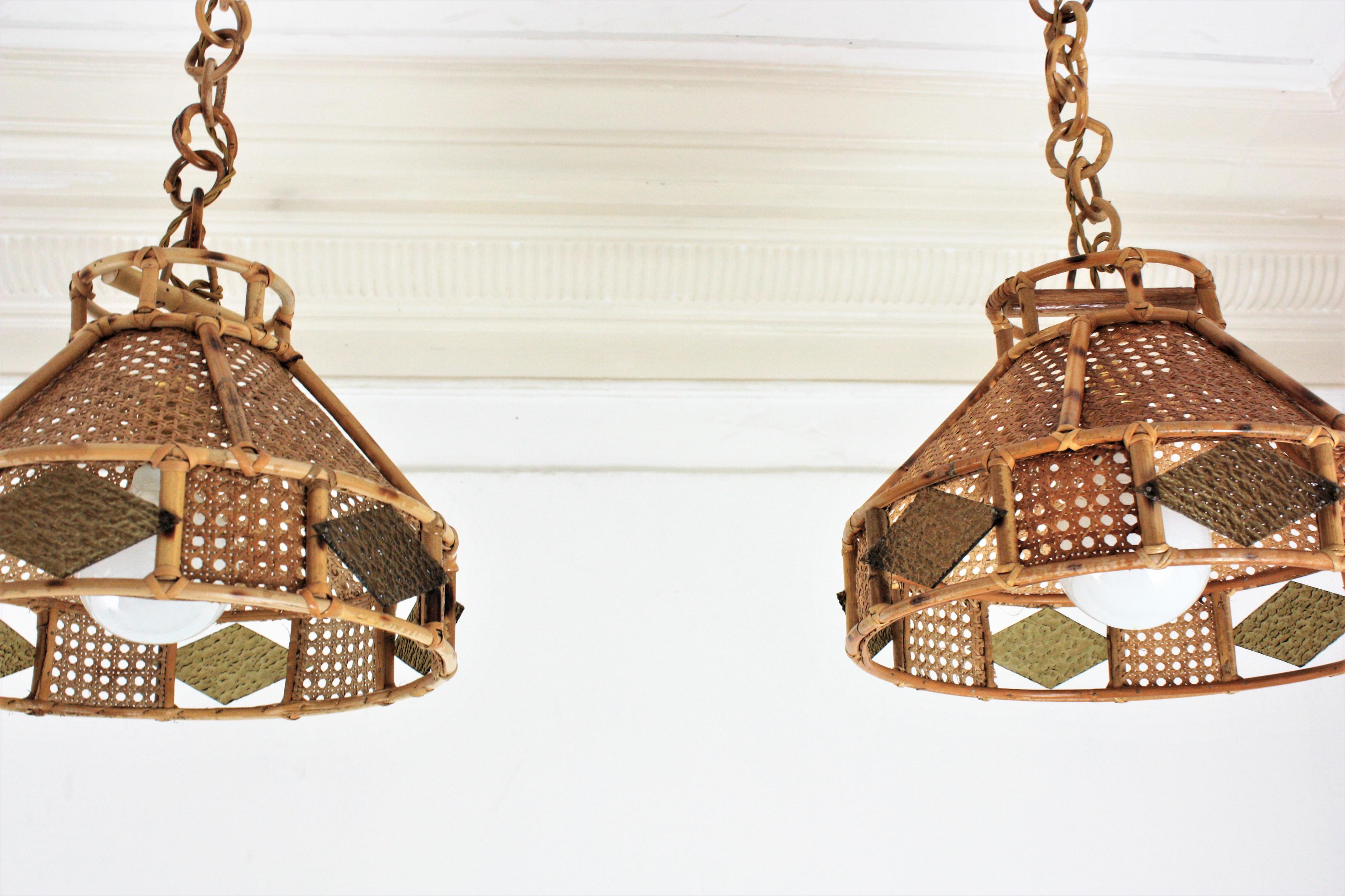 Mid-Century Modern Italian Modern Wicker Wire Rattan Pendant Hanging Lights with Glass Accent, Pair For Sale