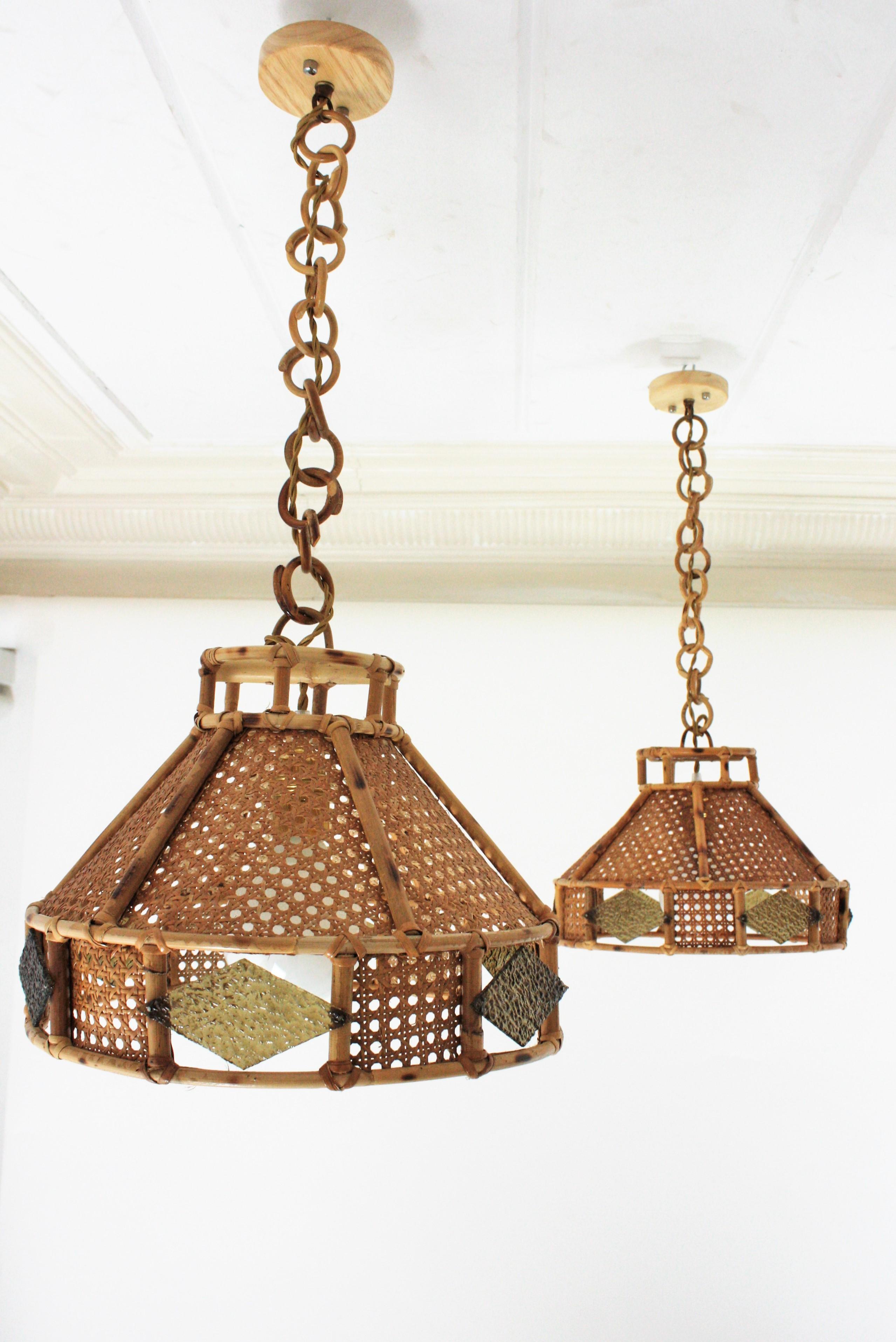 Italian Modern Wicker Wire Rattan Pendant Hanging Lights with Glass Accent, Pair For Sale 3