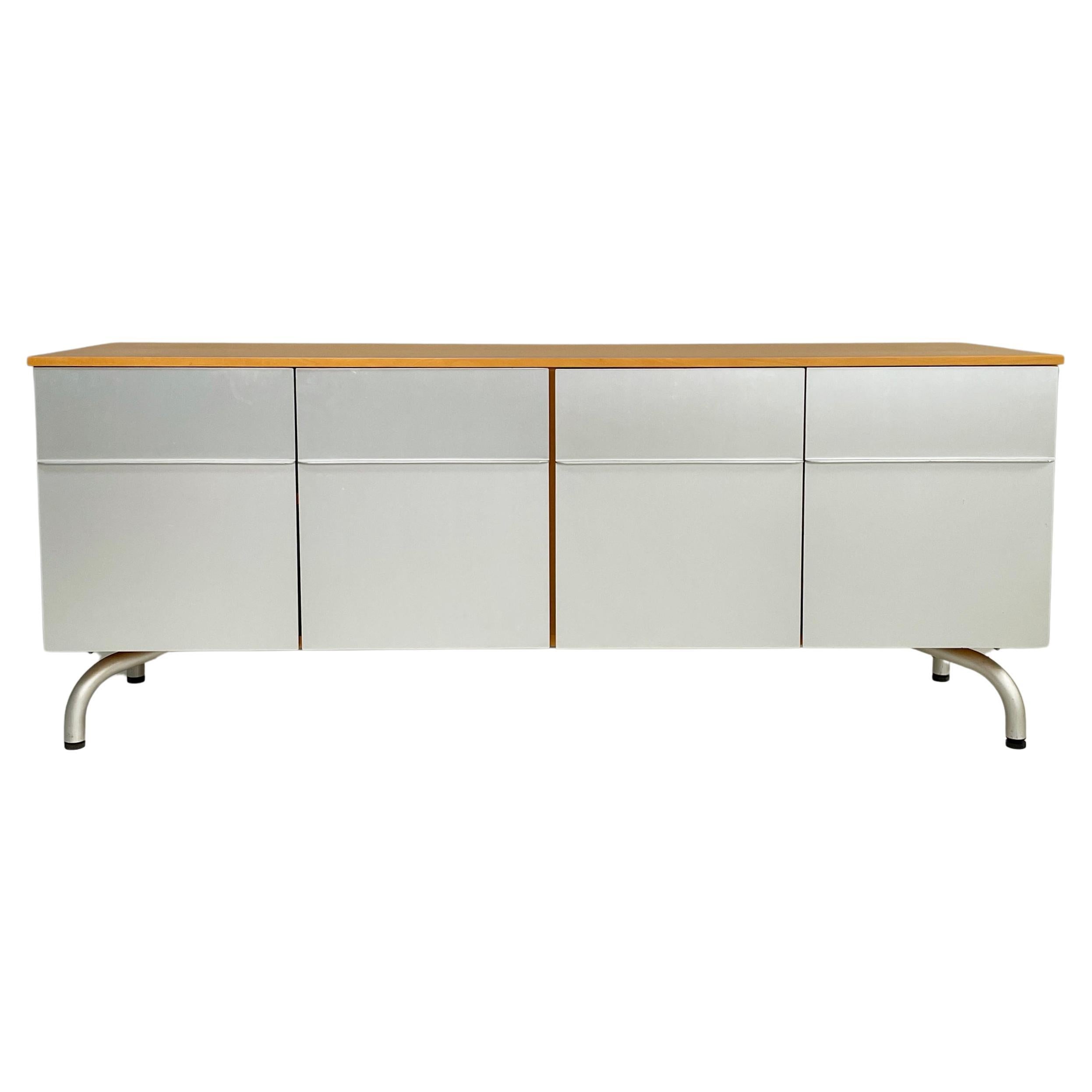Modernes italienisches Sideboard aus Holz und Metall von Vico Magistretti für De Padova, 1980er Jahre im Angebot