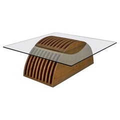 Tavolino moderno italiano con base in legno e piano in vetro, Mario Ceroli, Poltronova anni '70