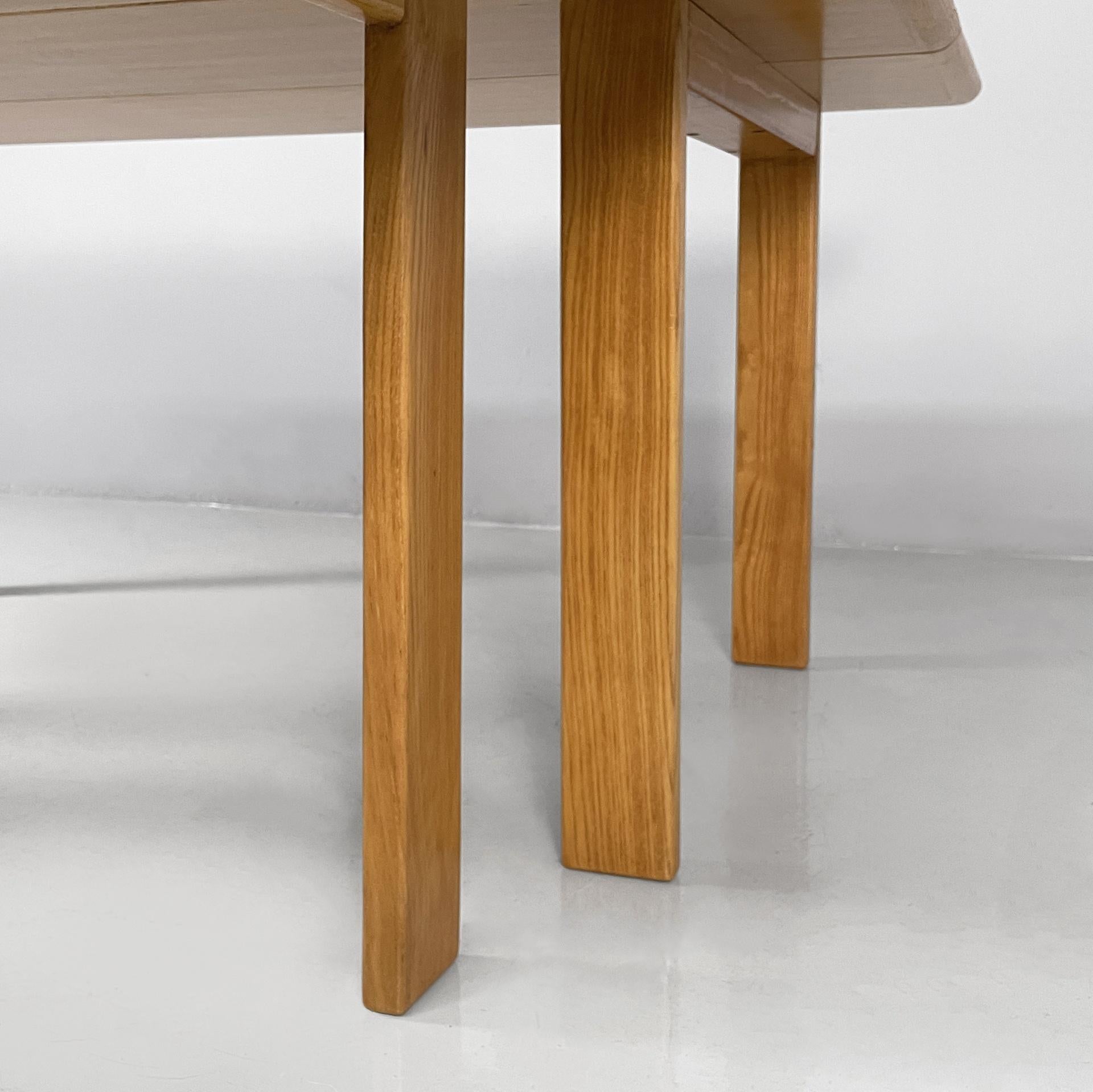 Table de salle à manger moderne italienne en Wood avec rallonges par Gigi Sabadin, années 1980. en vente 5