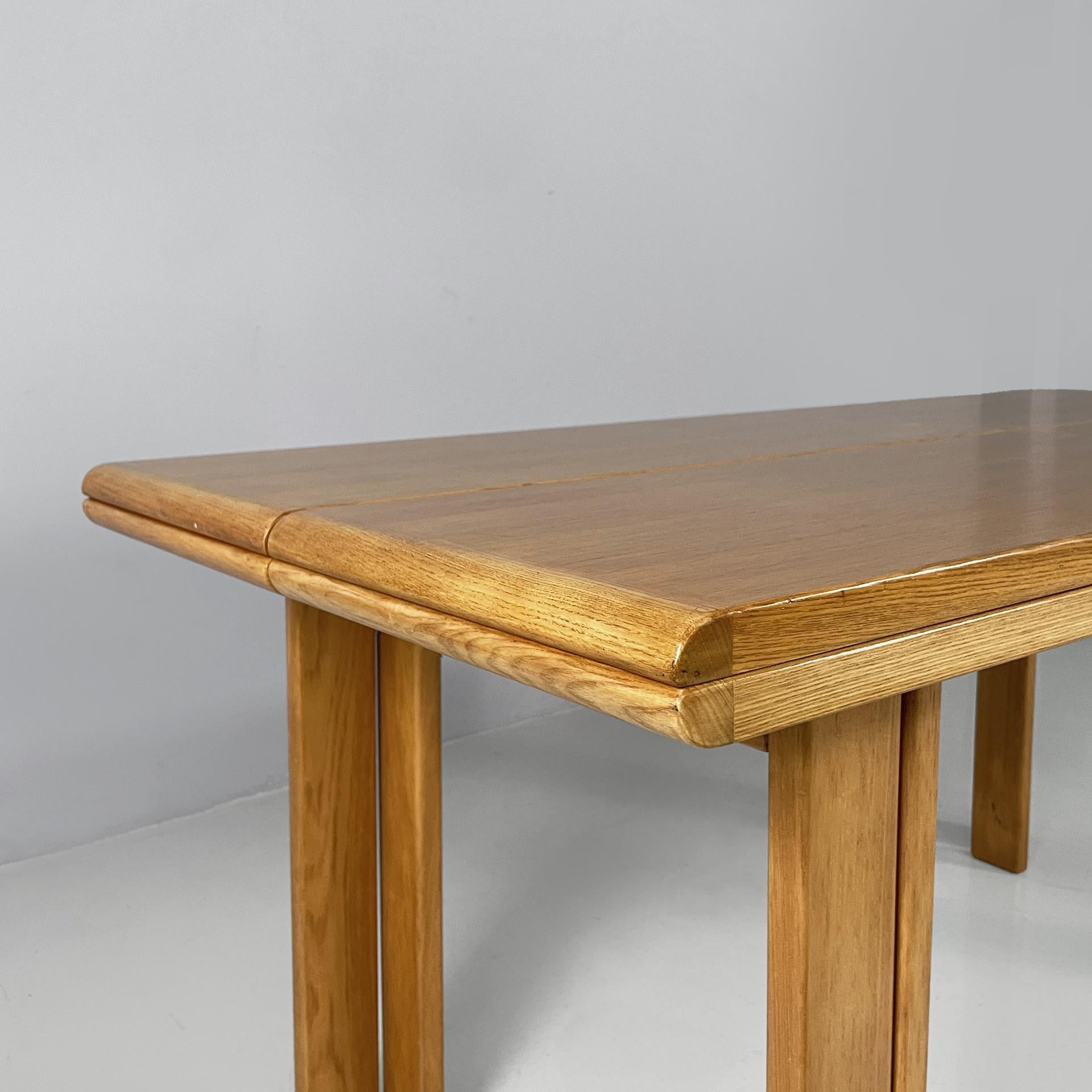 Table de salle à manger moderne italienne en Wood avec rallonges par Gigi Sabadin, années 1980. en vente 6
