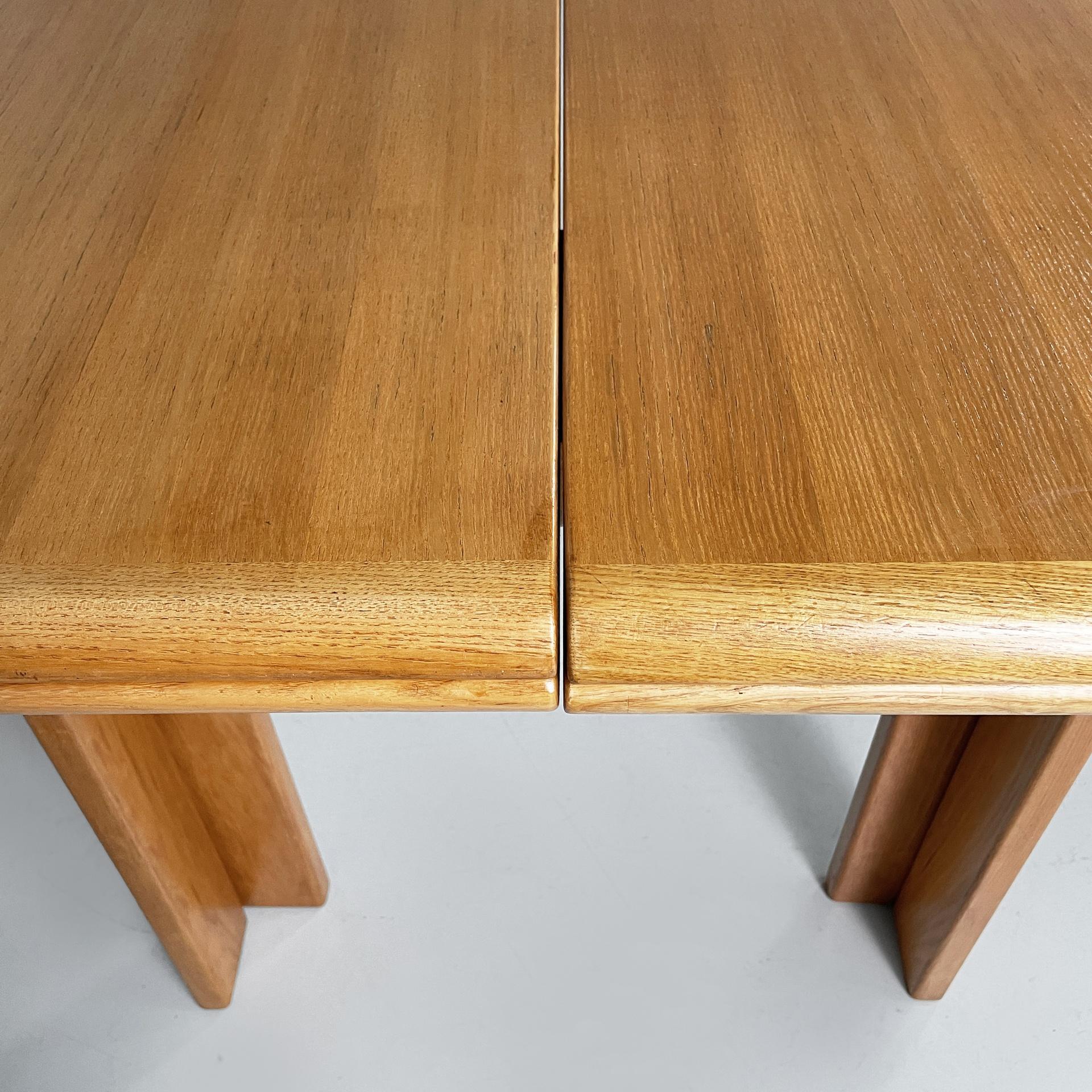 Table de salle à manger moderne italienne en Wood avec rallonges par Gigi Sabadin, années 1980. en vente 7