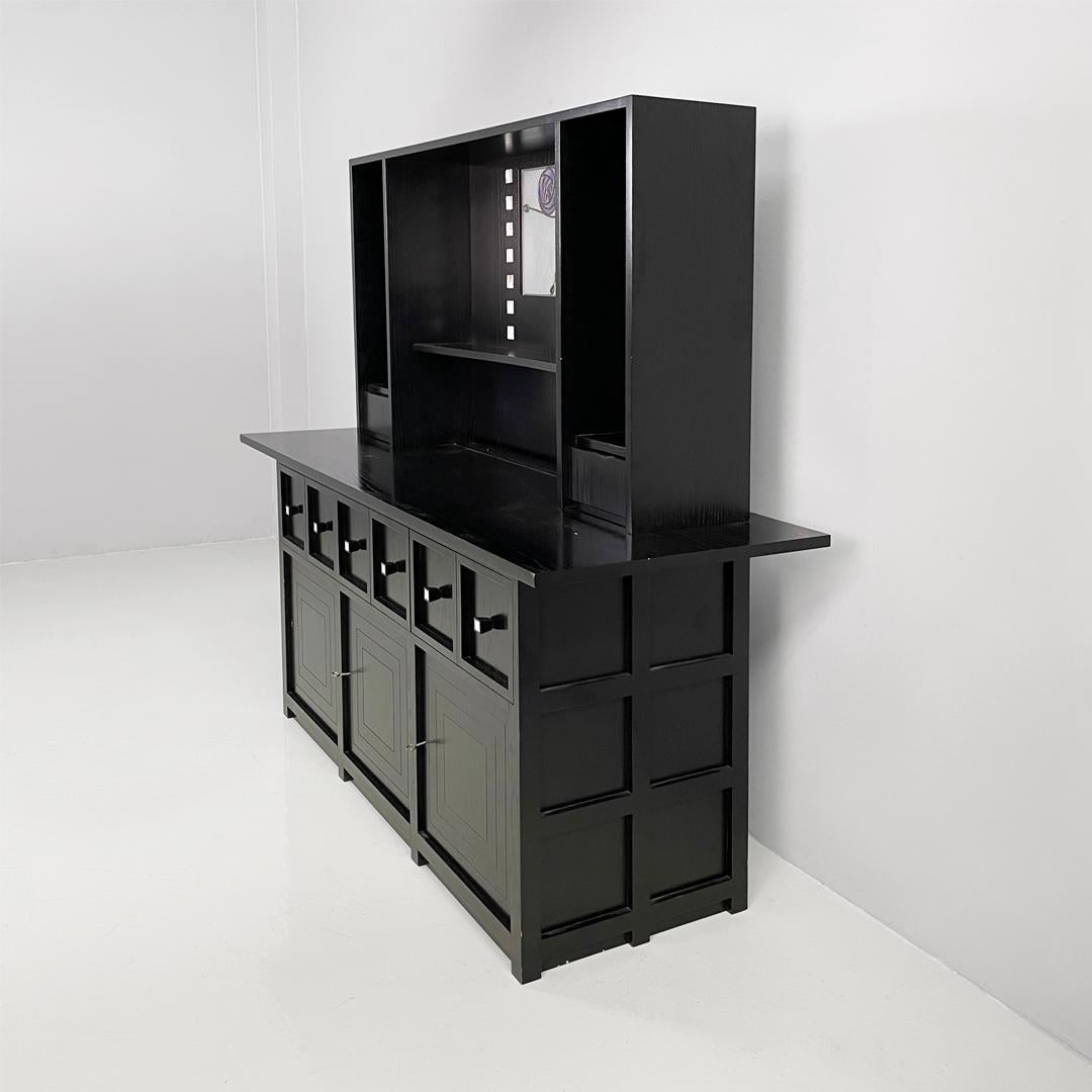 Moderne Buffet haut en bois moderne italien par Charles Rennie Mackintosh pour Cassina, années 1980 en vente