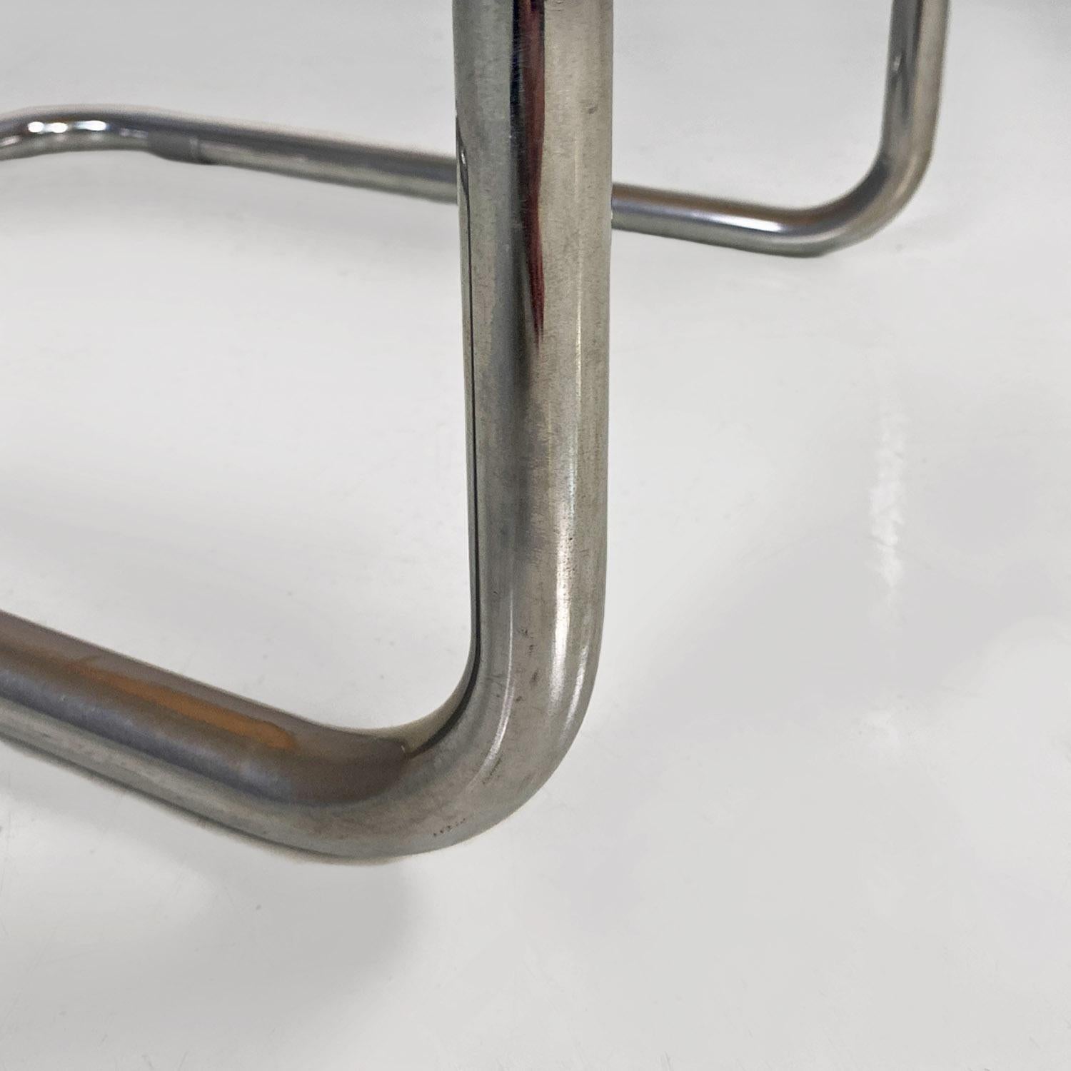 Italian modern wood, steel and Vienna straw chairs Cesca style by Marcel Breuer, 1970s.
Set of six with seat and back in light wood with glossy finish and Vienna straw. The structure is in chromed tubular steel, while the frames are in beech and