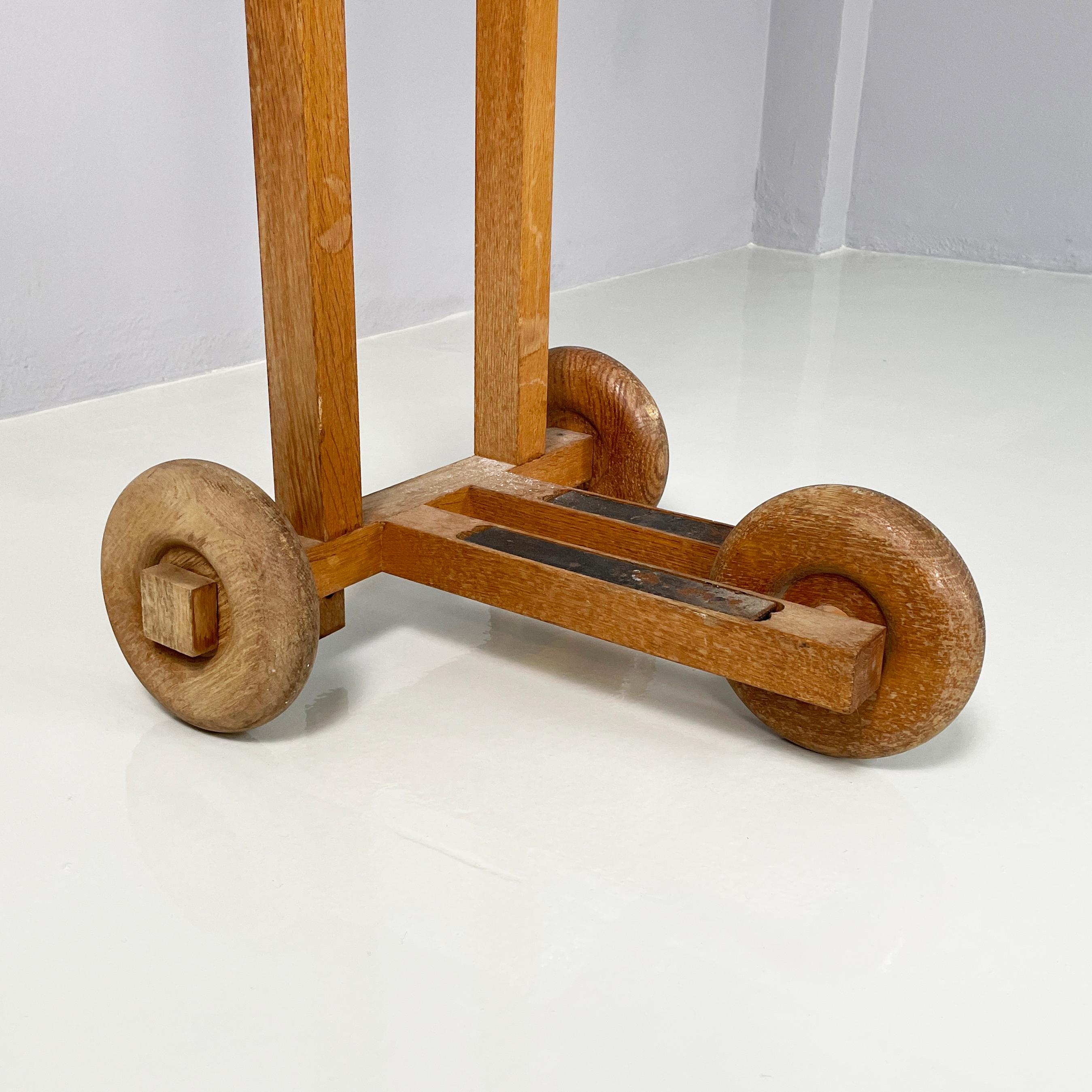 Italian modern Wood valet stand with hat holder by BeroDesign Cacharel, 1980s For Sale 9