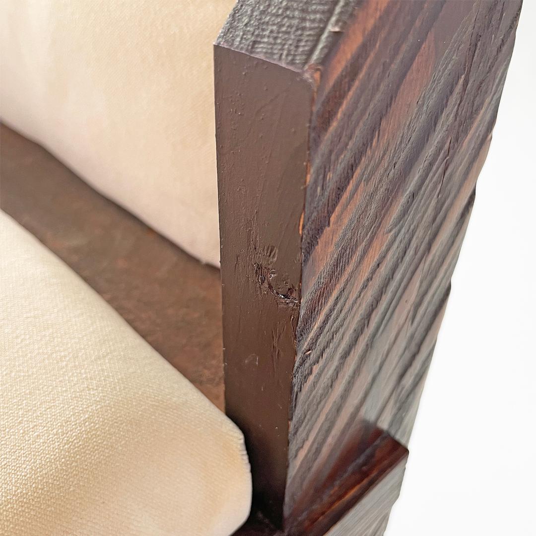 Moderne italienische Bank aus Holz und elfenbeinfarbenem Stoff, 1980er Jahre im Angebot 11