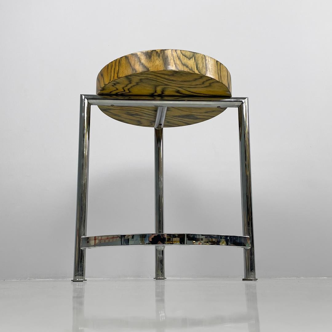 Italienischer moderner runder Couchtisch aus Holz und Metall, 1970er Jahre im Angebot 3