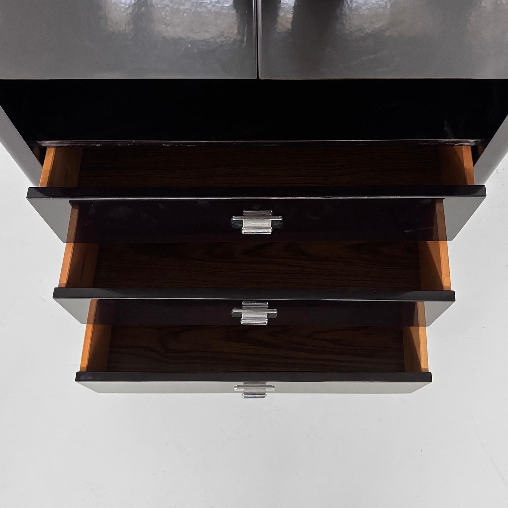 Italian modern wooden black lacquered wardrobe, 1970s For Sale 9