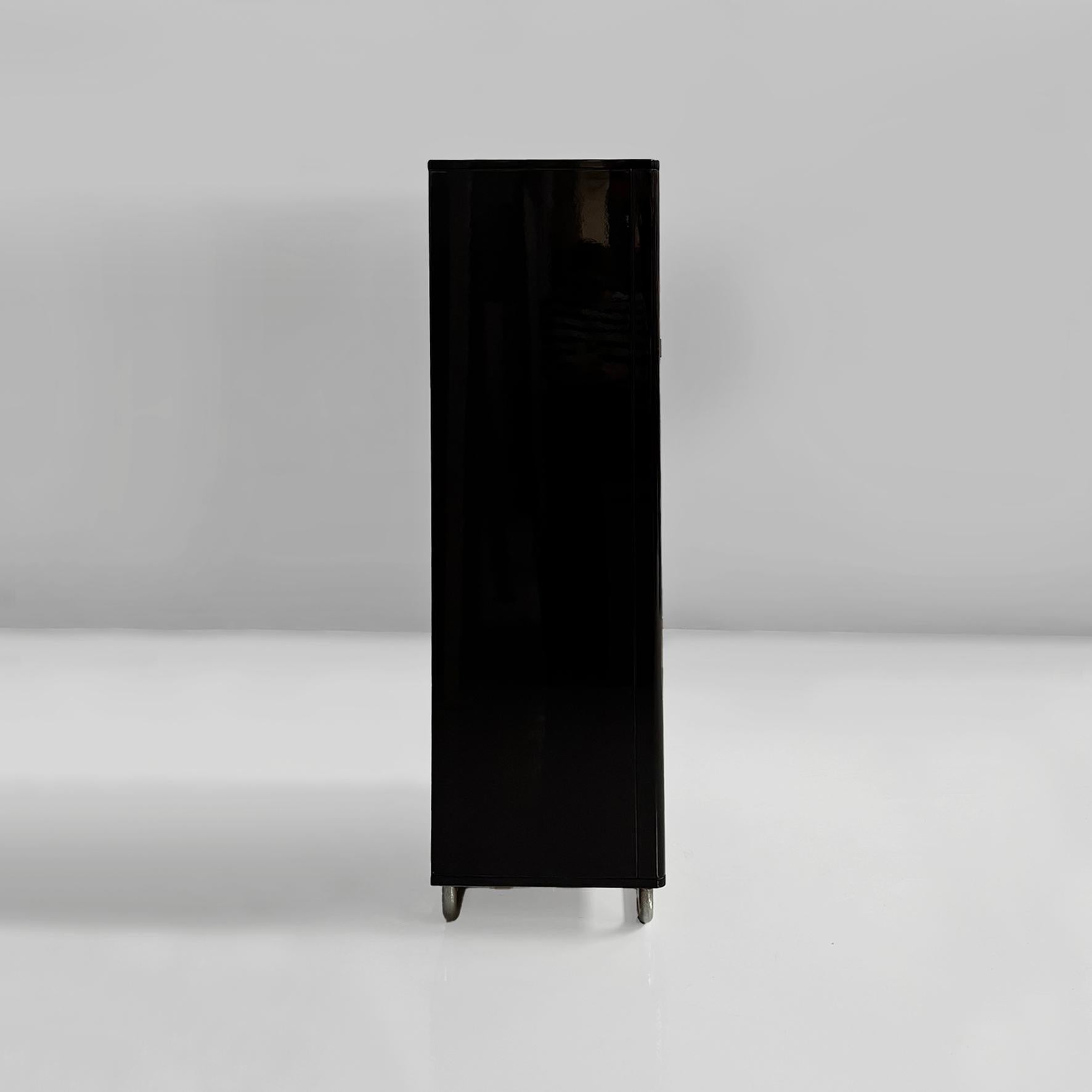 Italian modern wooden black lacquered wardrobe, 1970s In Distressed Condition For Sale In MIlano, IT