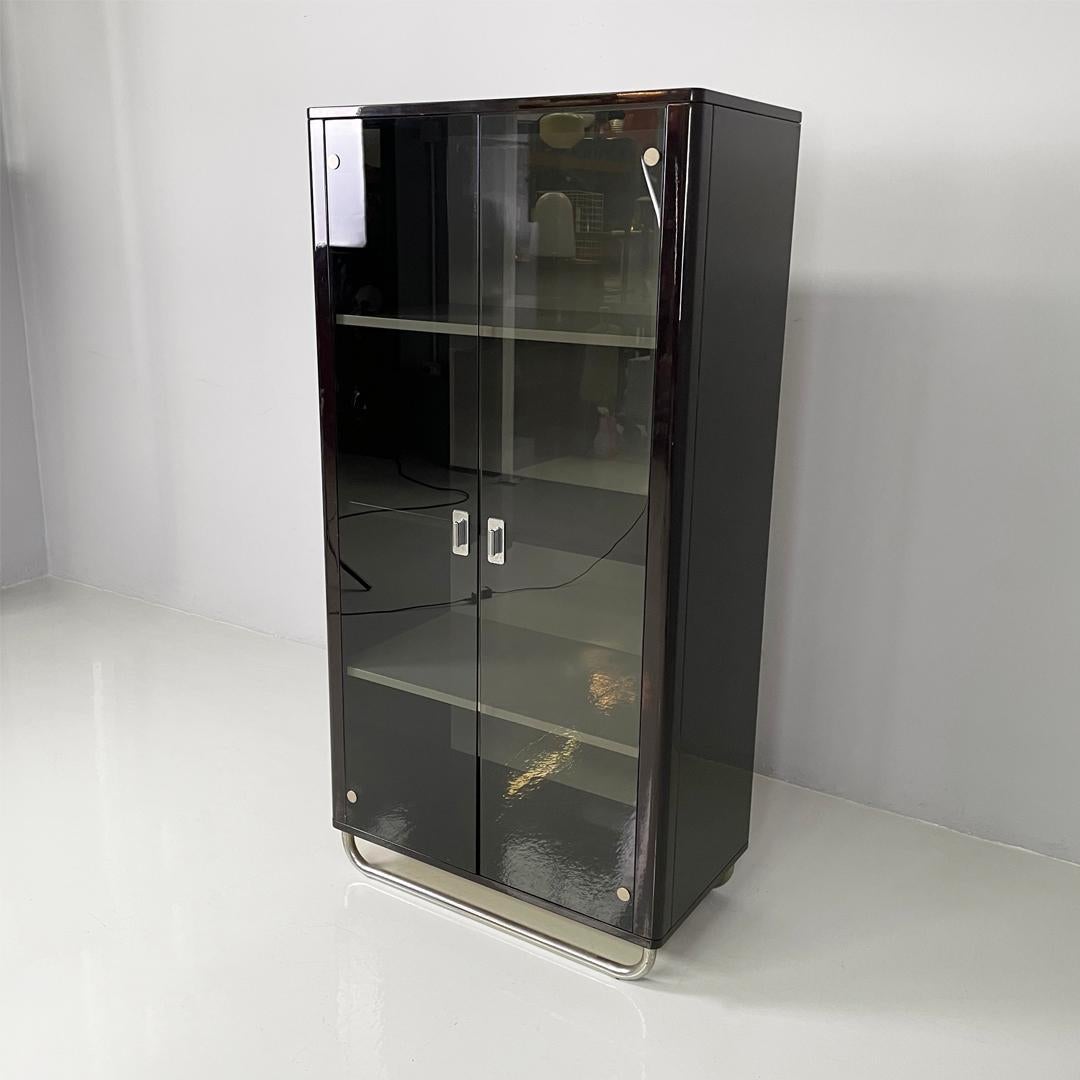 Late 20th Century Italian modern wooden black lacquered wardrobe, 1970s For Sale