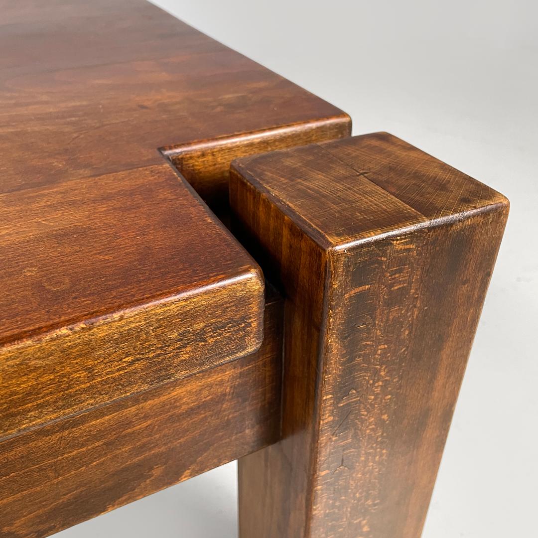 Italian modern wooden coffee table with geometric lines and squared legs, 1970s For Sale 11