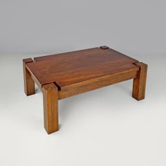 Italian modern wooden coffee table with geometric lines and squared legs, 1970s