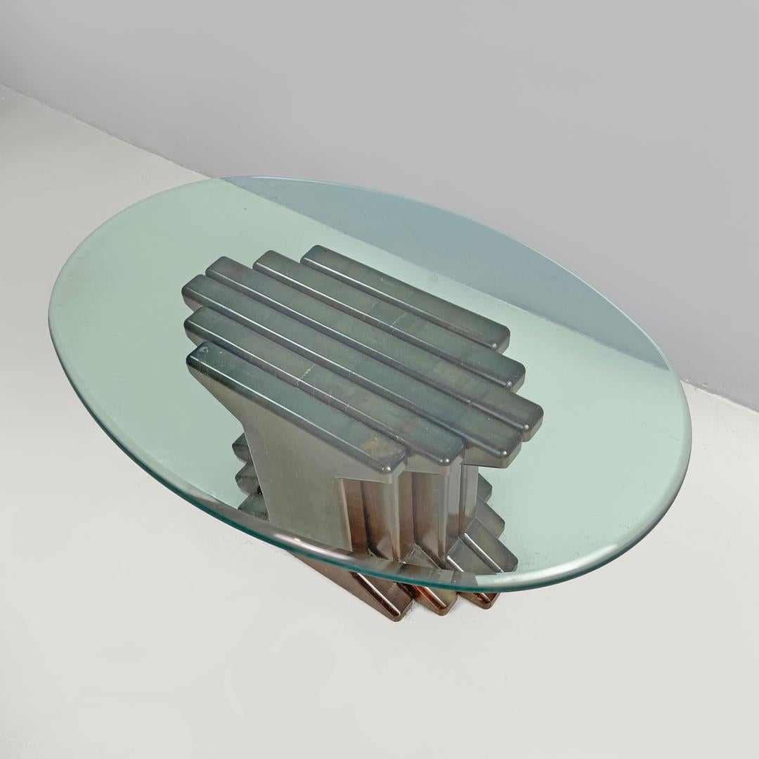 Italian modern wooden coffee table with geometrical base and glass top, 1970s in vendita 2