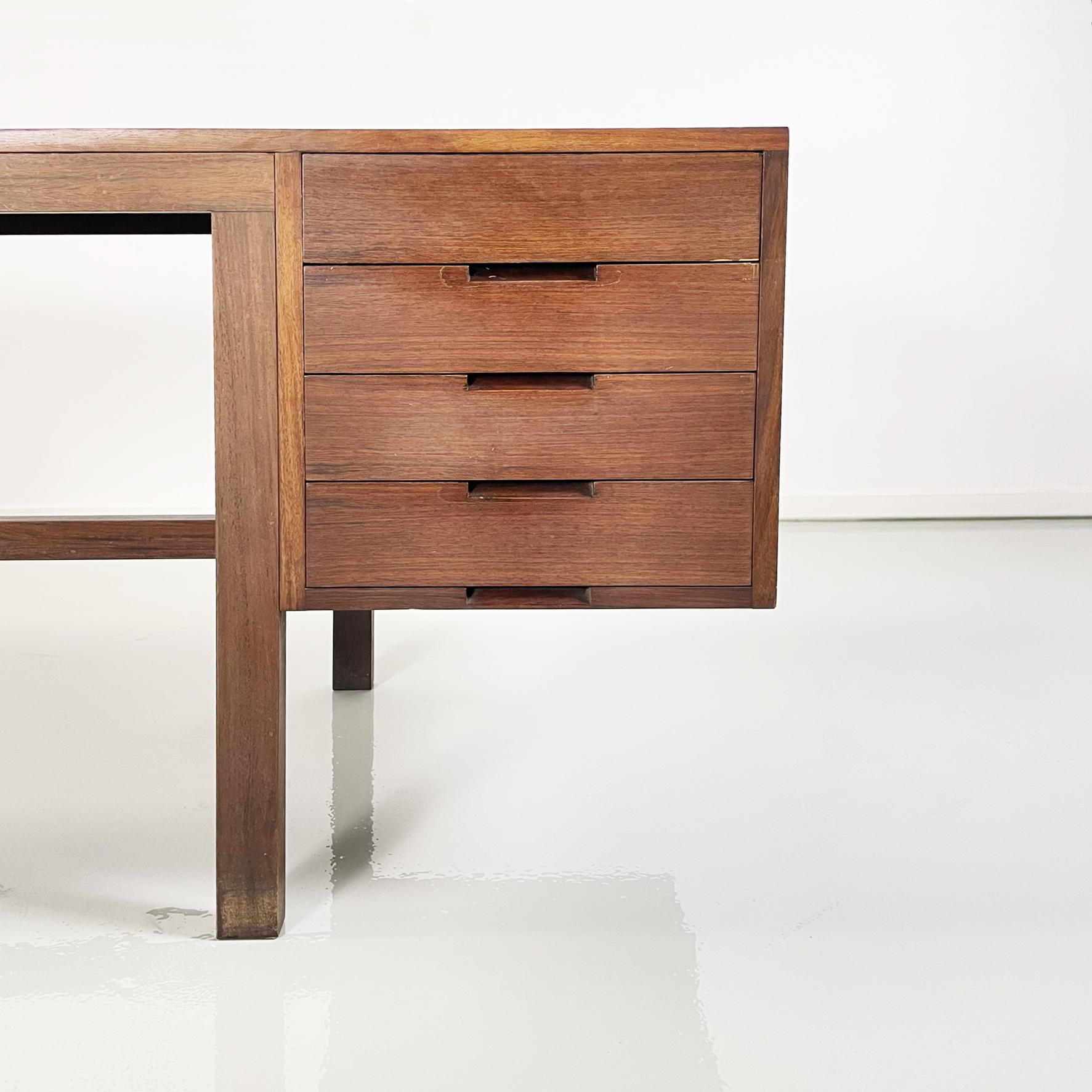 Moderner italienischer moderner Holzschreibtisch mod. Canaan von Marcel Breuer für  Gavina, 1970er Jahre im Angebot 4