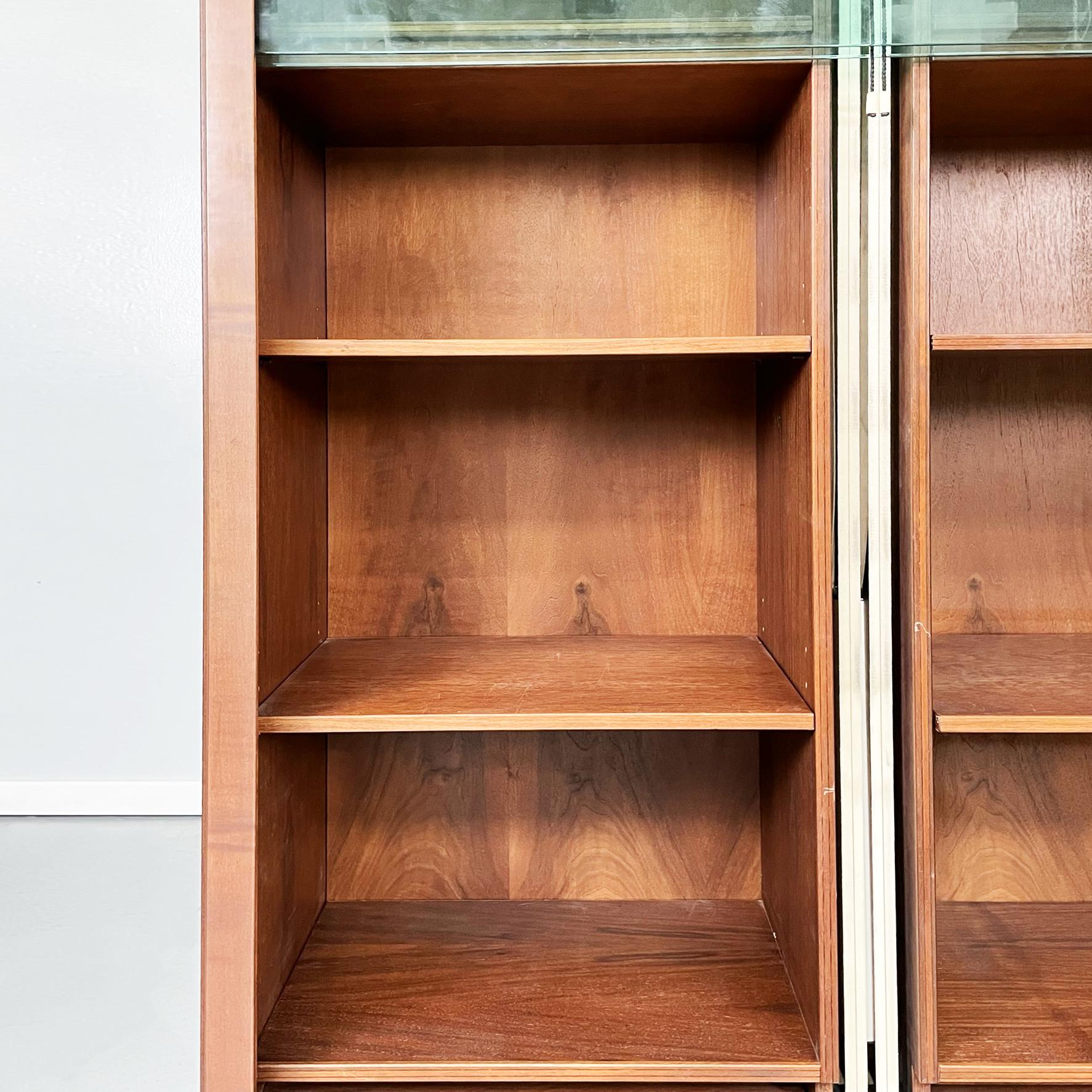Modernes italienisches Bücherregal aus Holzglas mit Zibaldone aus Holzglas von Carlo Scarpa für Bernini, 1974 im Angebot 6