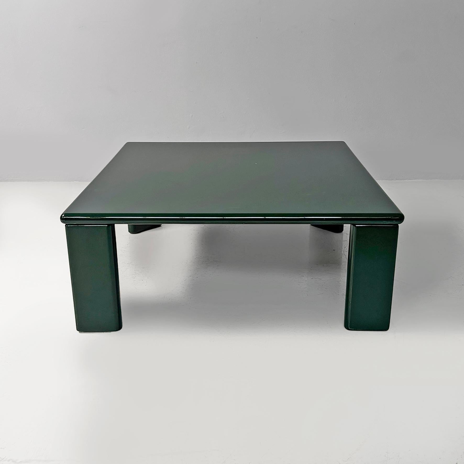 Lacquered Italian modern wooden Ming coffee table, Kazuhide Takahama, Simon Gavina, 1972