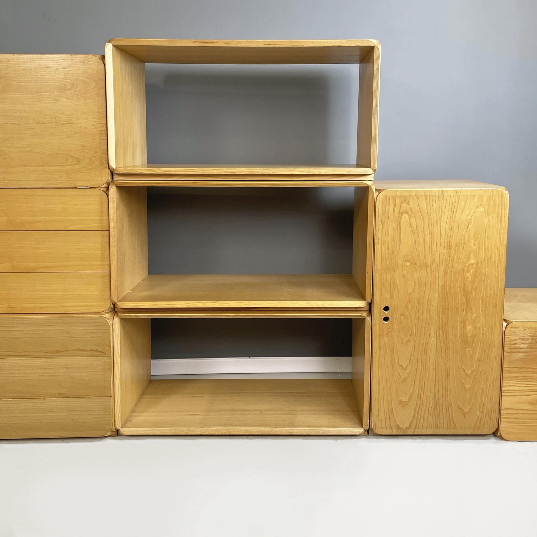 Italian modern Wooden modular bookcase or sideboard by Derk Jan De Vries, 1980s 5