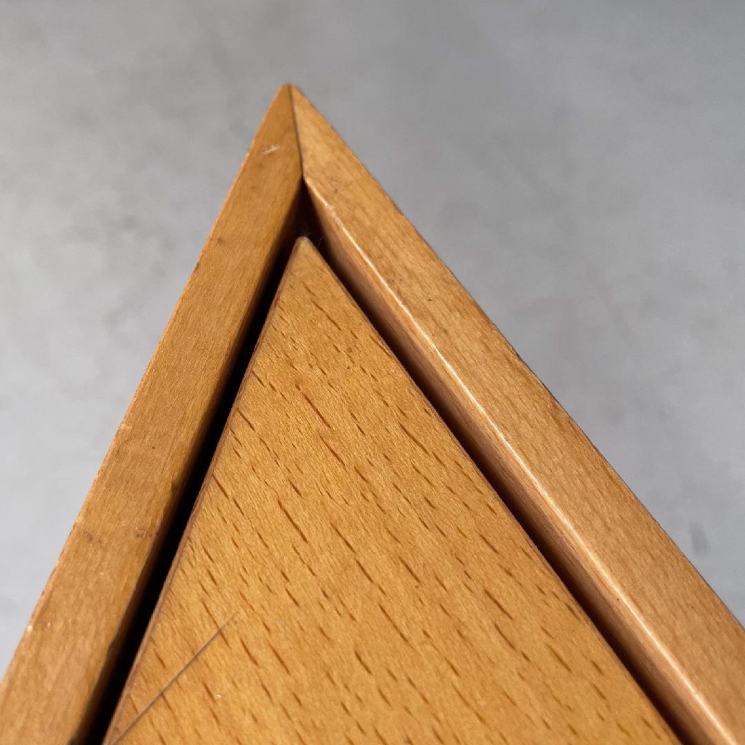 Moderner italienischer trapezförmiger Holztisch Tangram von Morozzi für Cassina, 1990 im Angebot 6