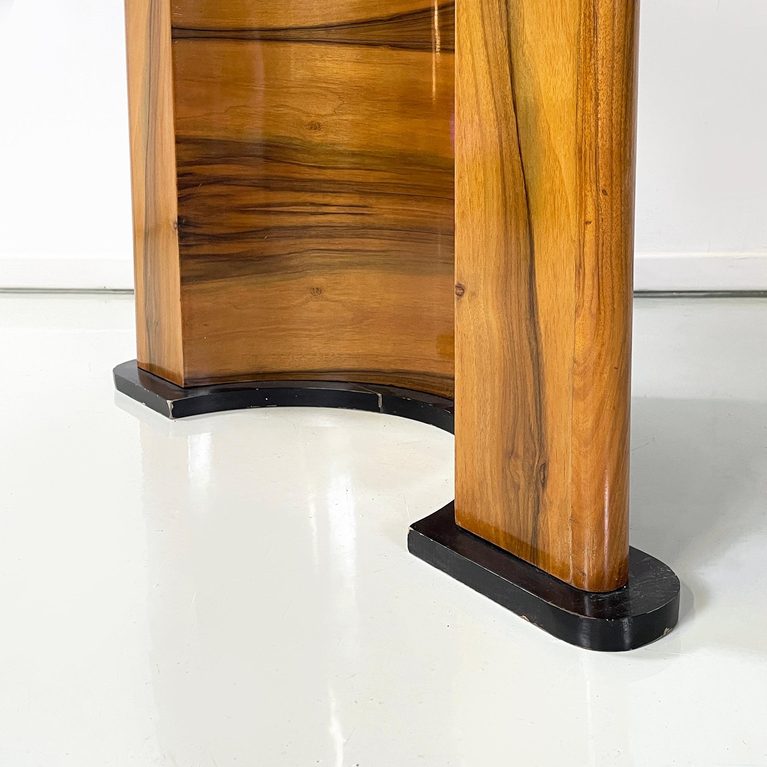 Italienische moderne rechteckige Holzkonsole mit schwarzen Holzdetails, 1970er Jahre im Angebot 9