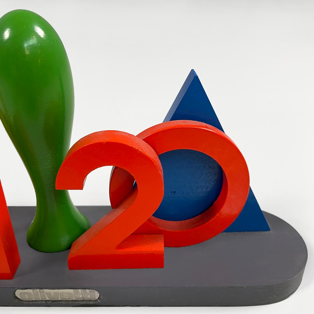 Italian modern wooden sculpture by Lucio Del Pezzo for Olivetti, 1982 in vendita 6