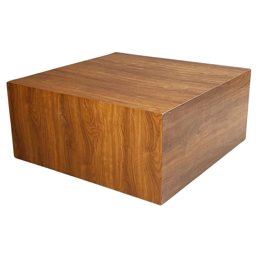 Guéridon ou table basse carrée italienne moderne en bois, 1970