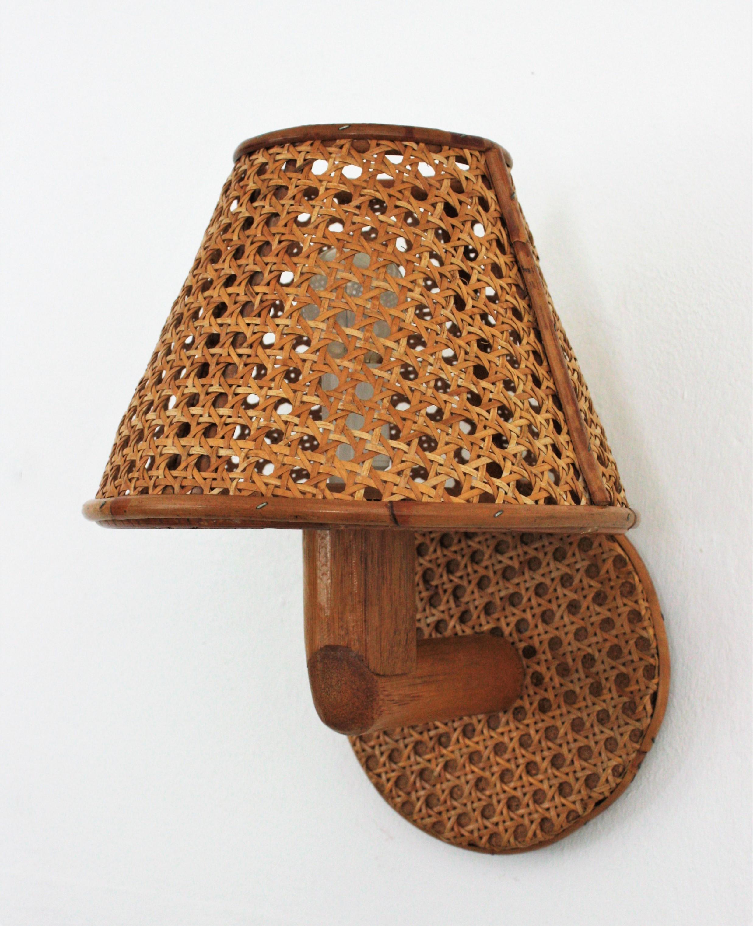 Italian Modern Woven Wicker Weave and Bamboo Wall Light with Shade In Good Condition In Barcelona, ES