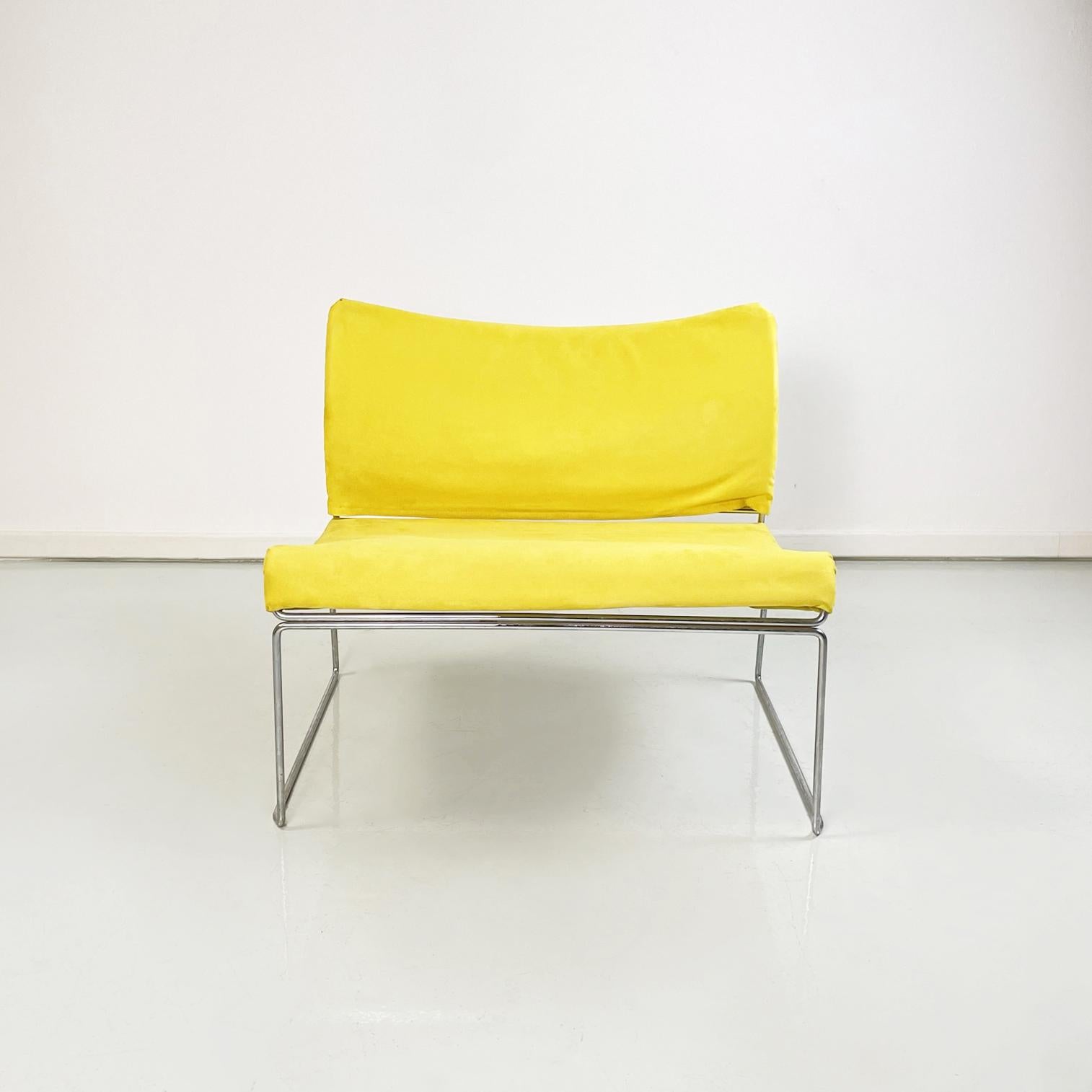 Italian modern yellow armchair mod. Saghi by Kazuhide Takahama for Gavina, 1970s
Iconic and elegant armchair mod. Saghi with steel rod structure. The seat and back are lightly padded and upholstered in yellow velvet.
Produced by Gavina in 1970s