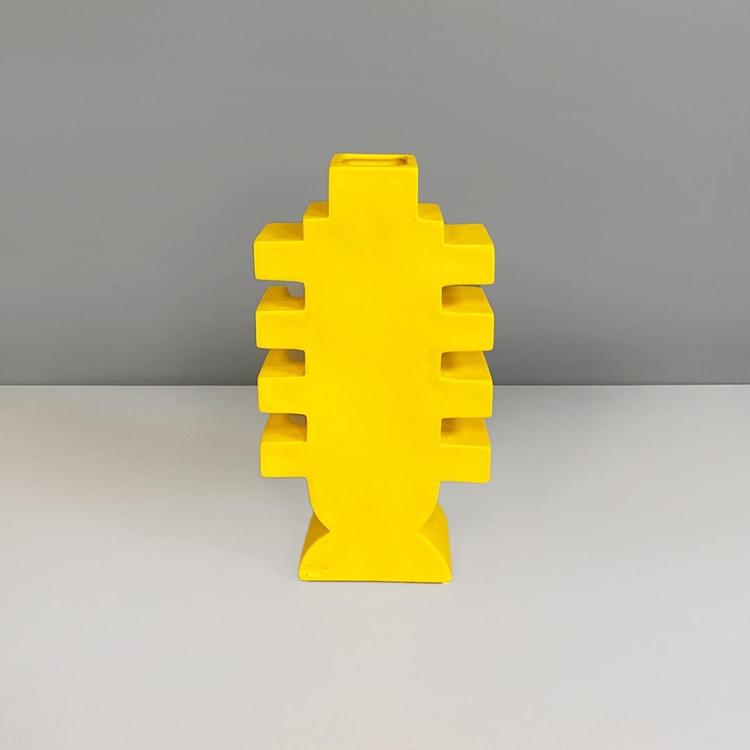 Italian modern yellow ceramic Africa sculpture  or vase Florio Paccagnella 2023 For Sale 5