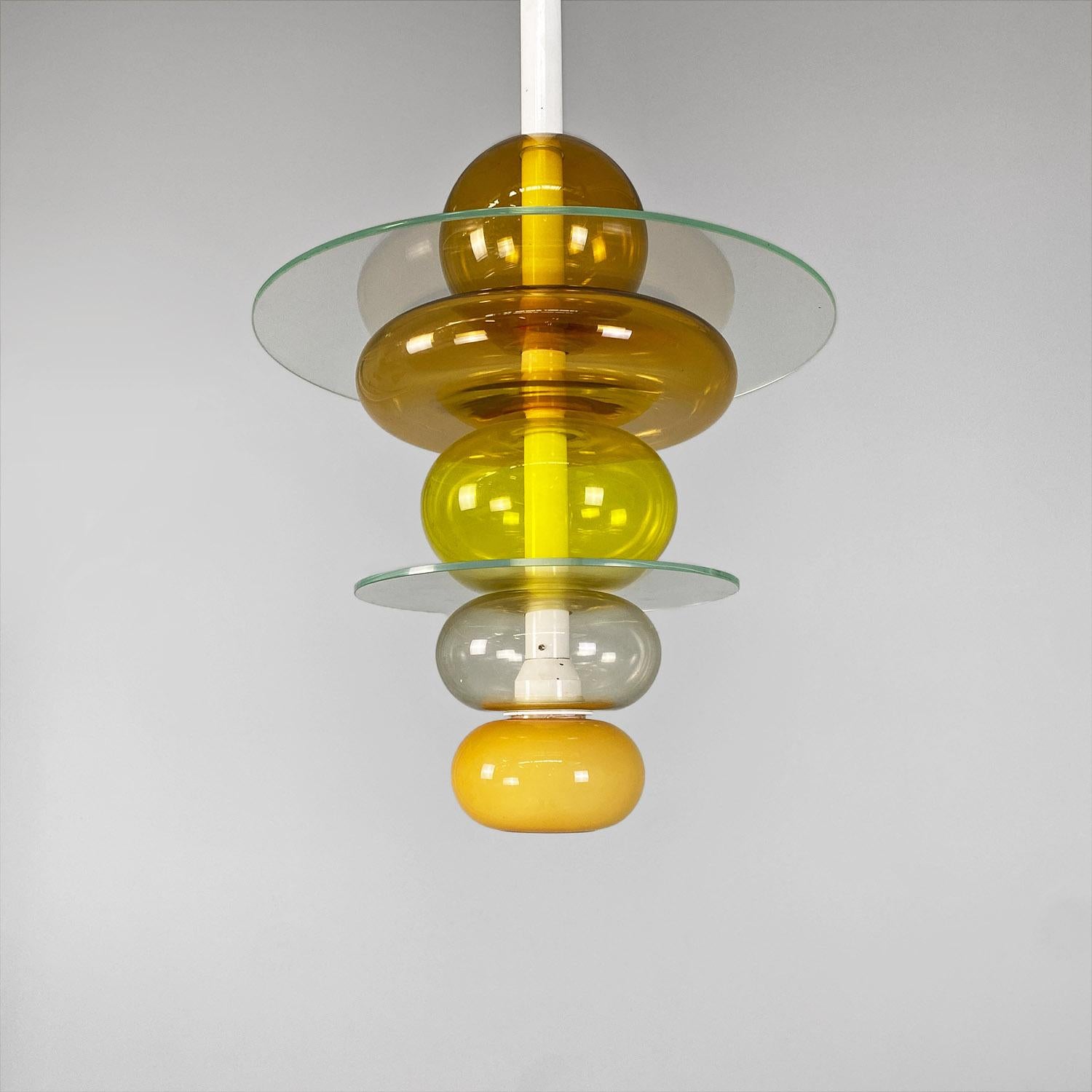 Italian modern yellow glass chandelier Firenze, Ettore Sottsass for Venini, 1990 In Good Condition For Sale In MIlano, IT