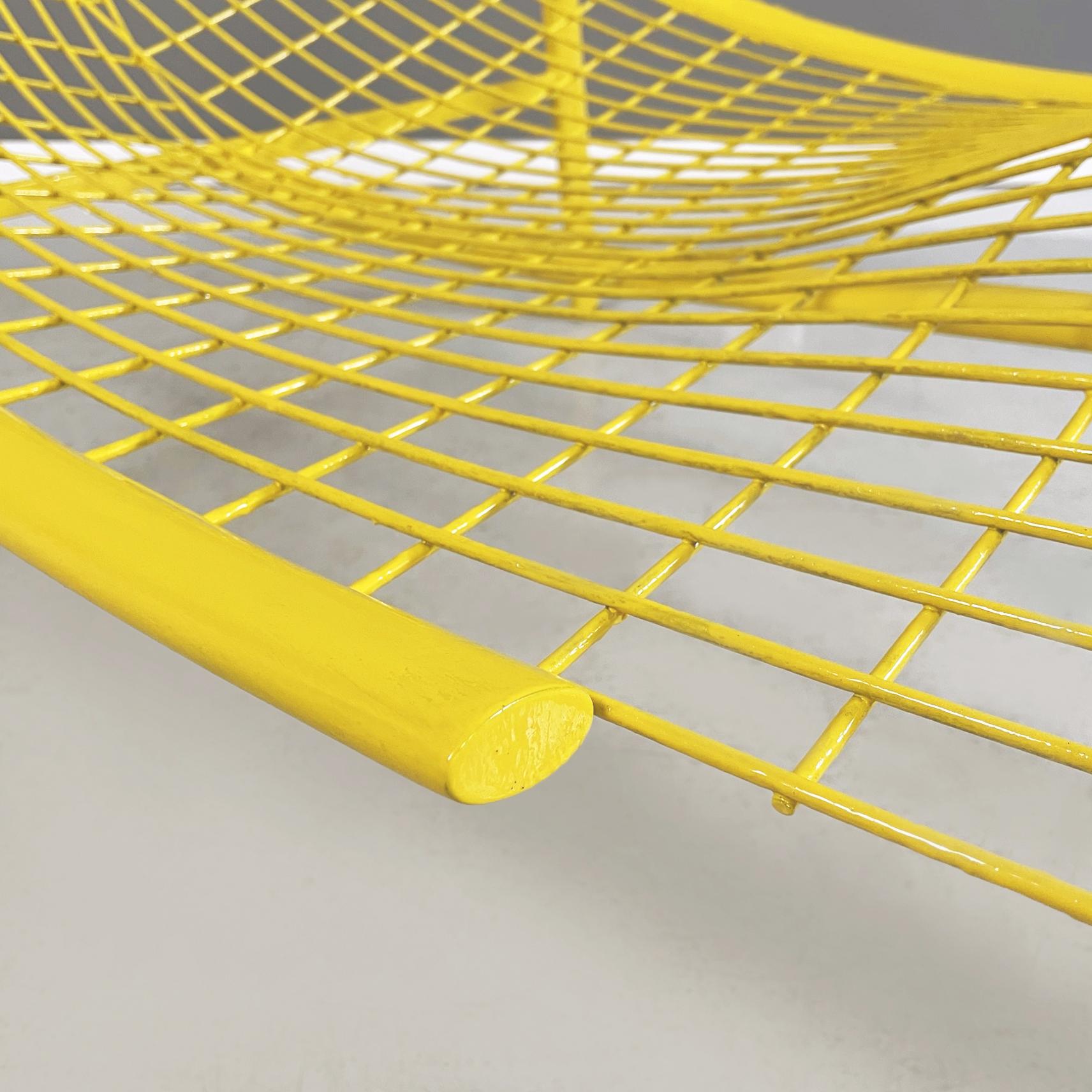 Italienisch modern Gelb Metall Liegestuhl Swing Rete von Offredi für Saporiti, 1980er im Angebot 2
