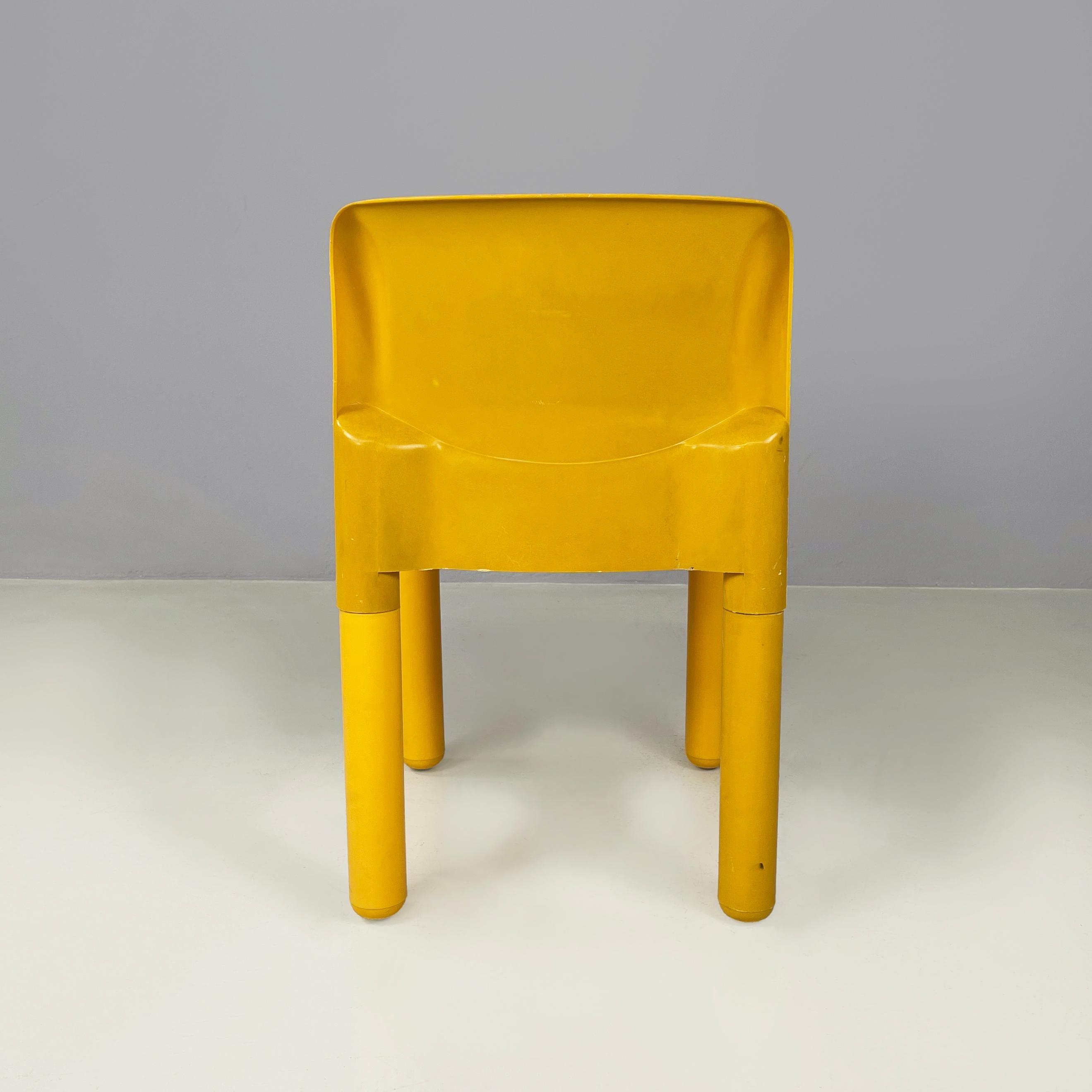 Late 20th Century Italian modern Yellow plastic chairs 4875  by Carlo Bartoli for Kartell, 1970s For Sale