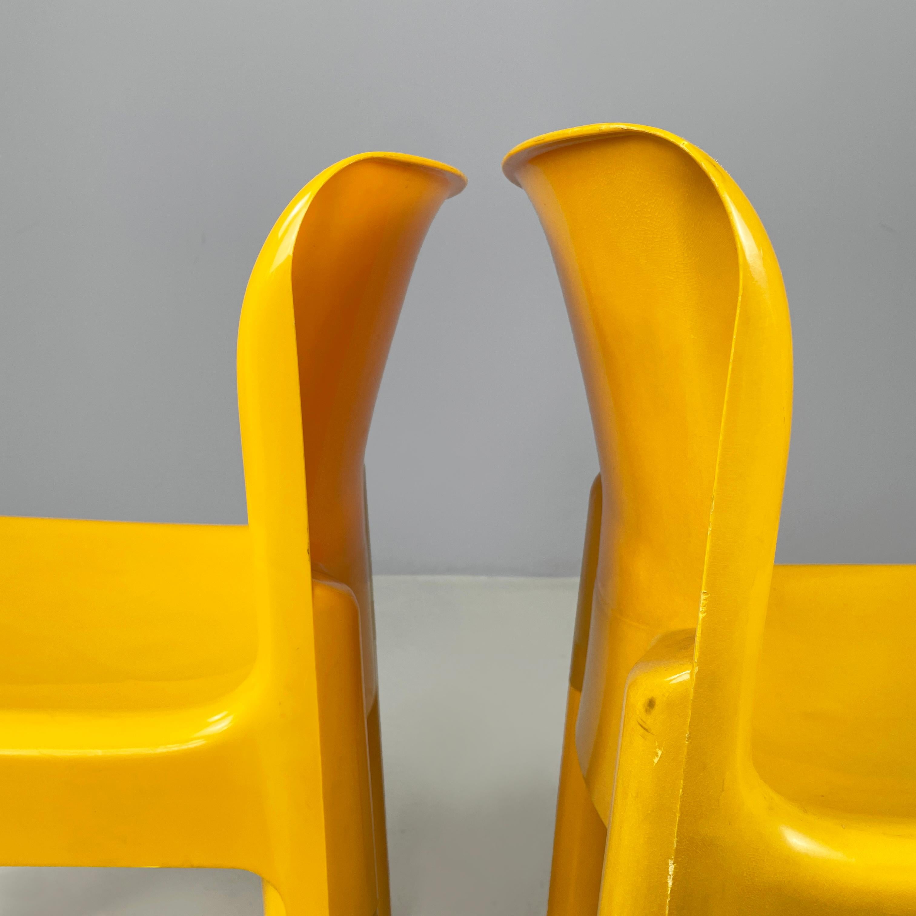 Italian modern Yellow plastic chairs 4875  by Carlo Bartoli for Kartell, 1970s For Sale 1