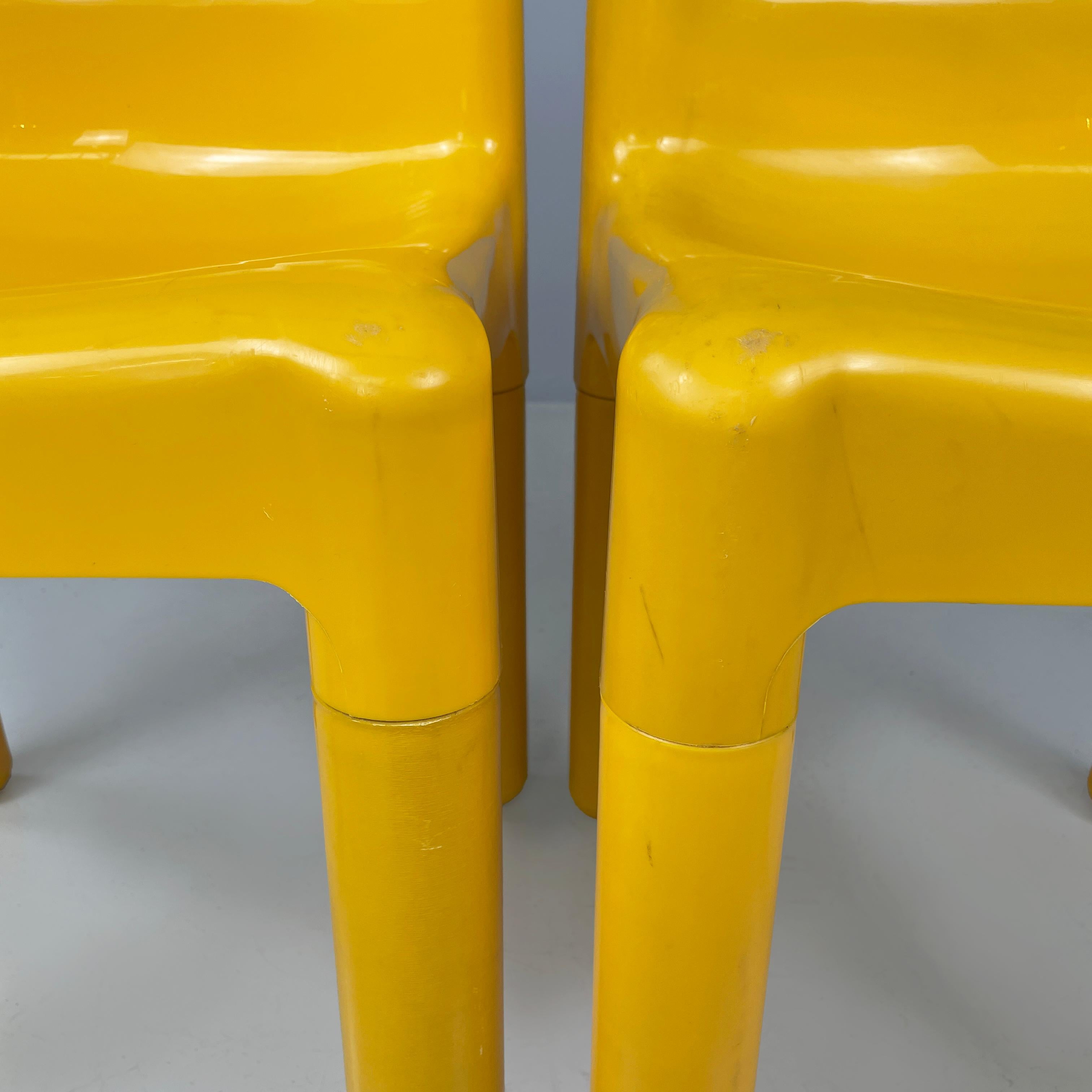 Italian modern Yellow plastic chairs 4875  by Carlo Bartoli for Kartell, 1970s For Sale 2