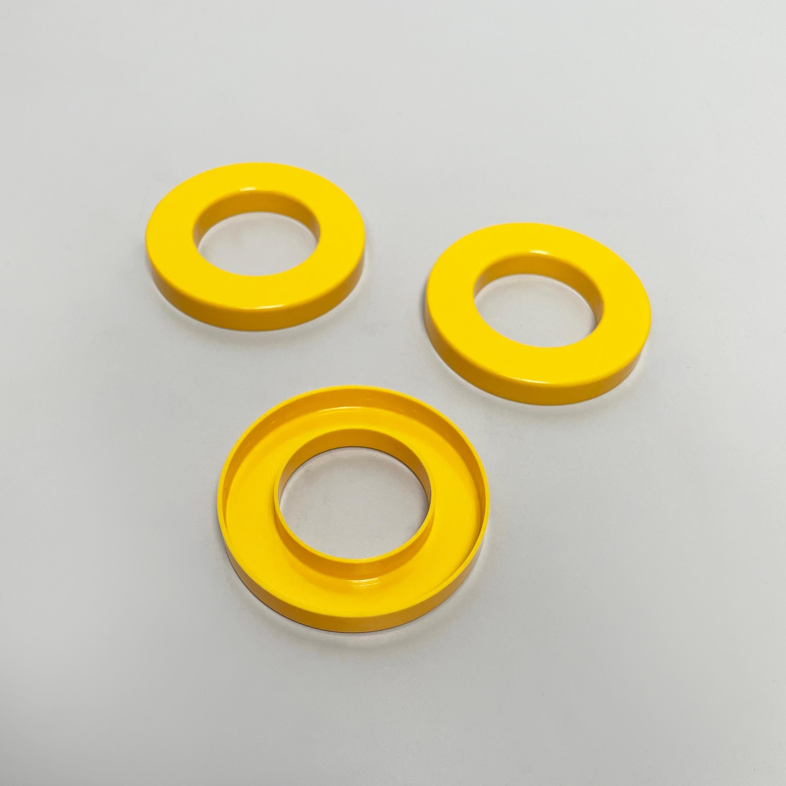 Italian modern yellow rings for the perpetual wall calendar by Ring A Date, 2020 For Sale 2